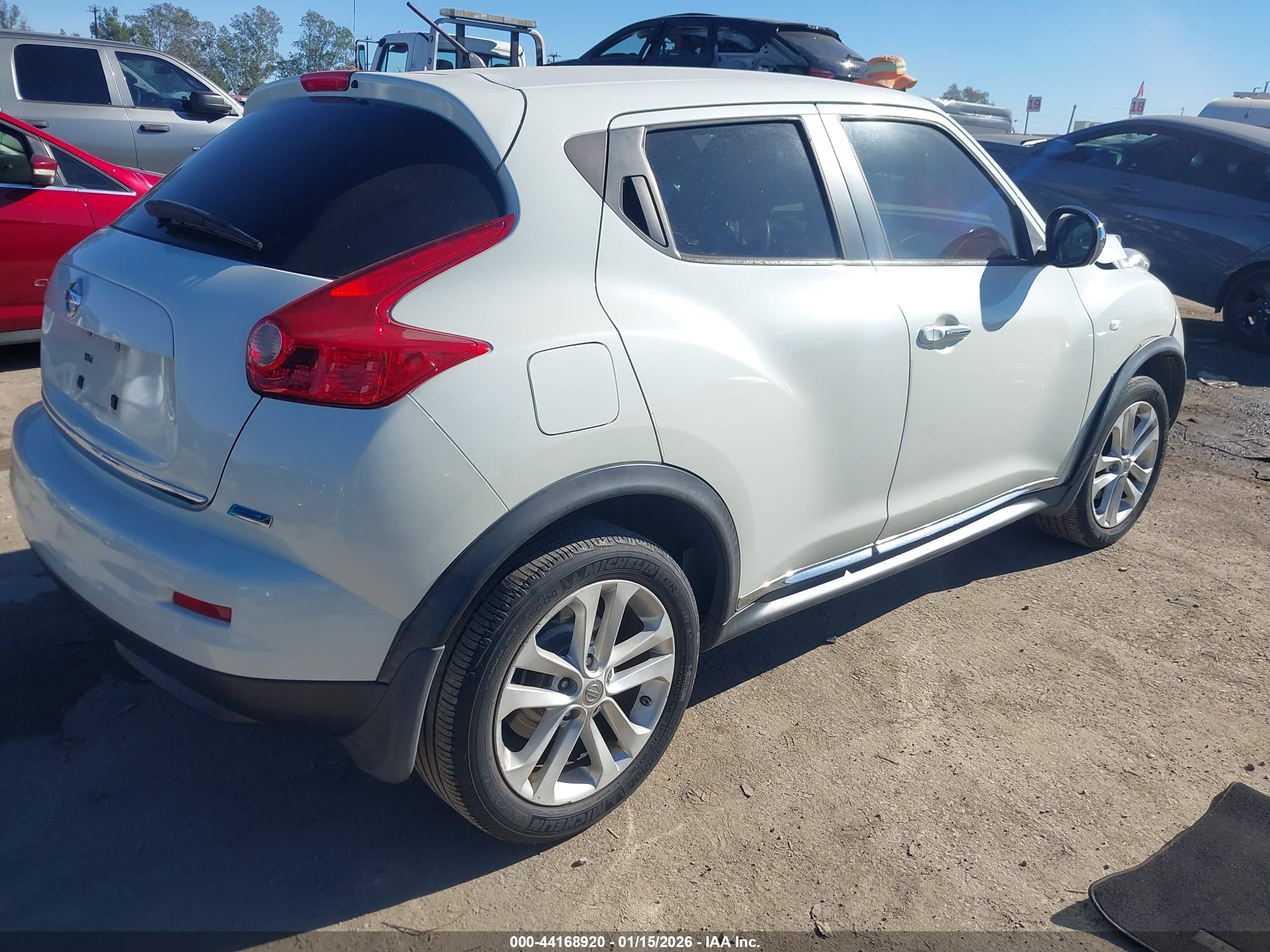 NISSAN JUKE image 4