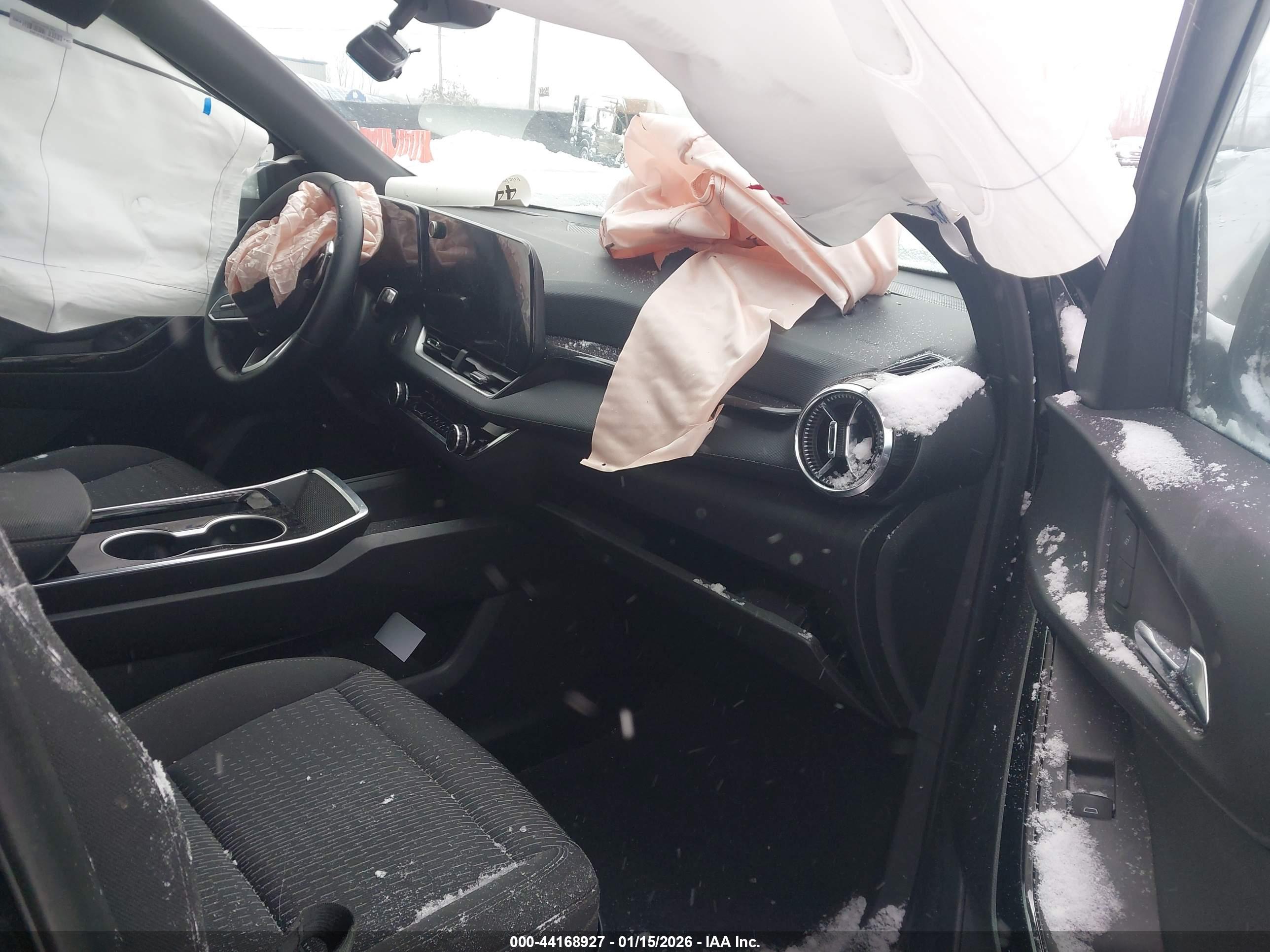 CHEVROLET EQUINOX image 5