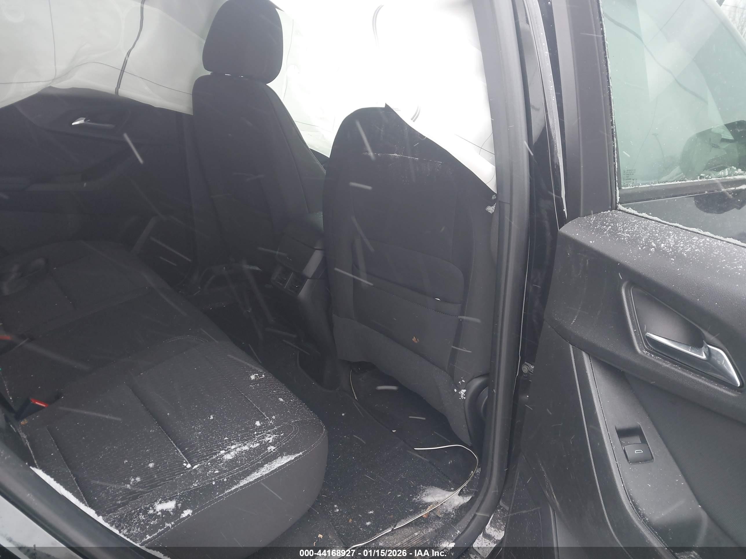 CHEVROLET EQUINOX image 8