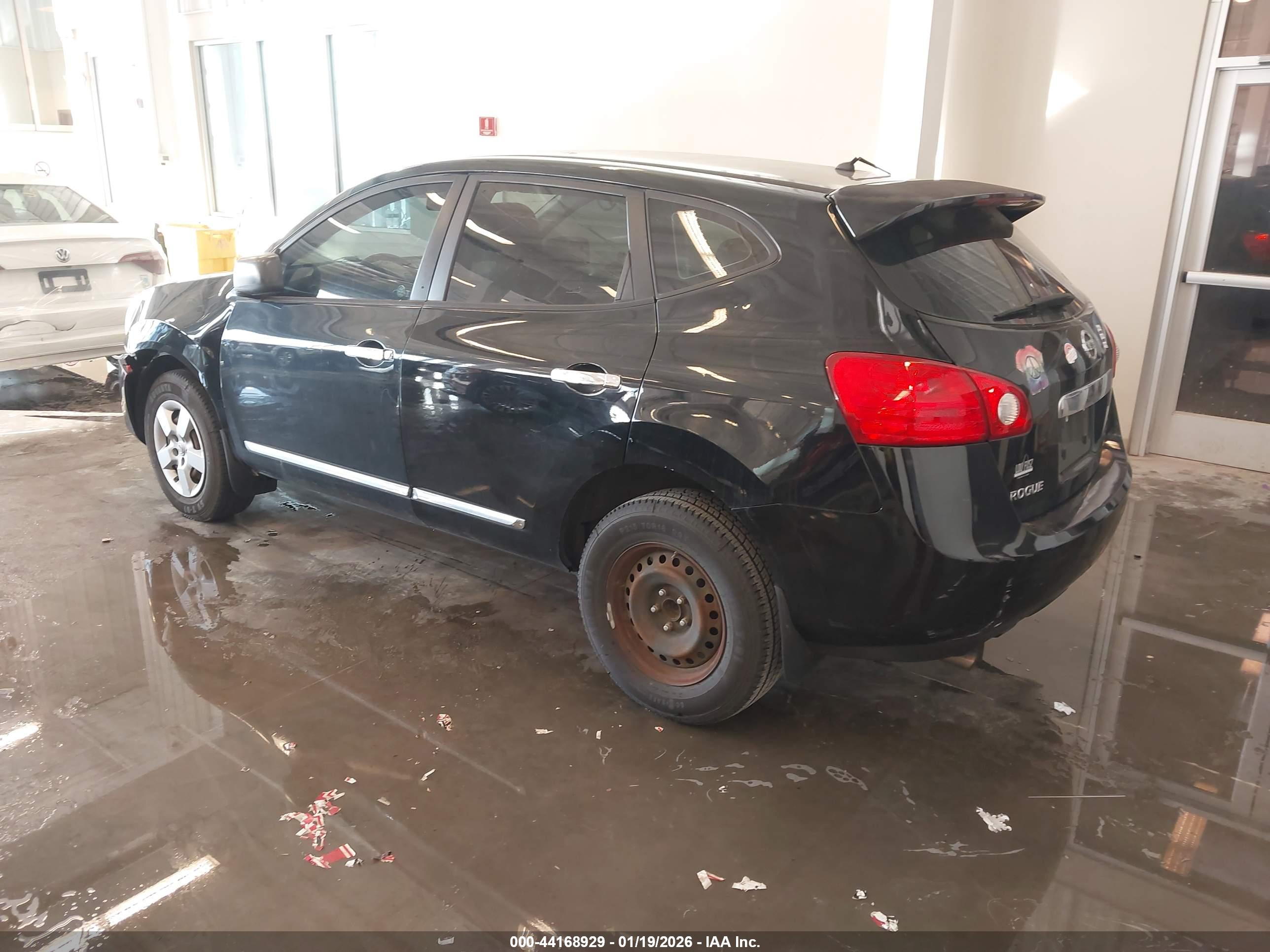 NISSAN ROGUE image 3