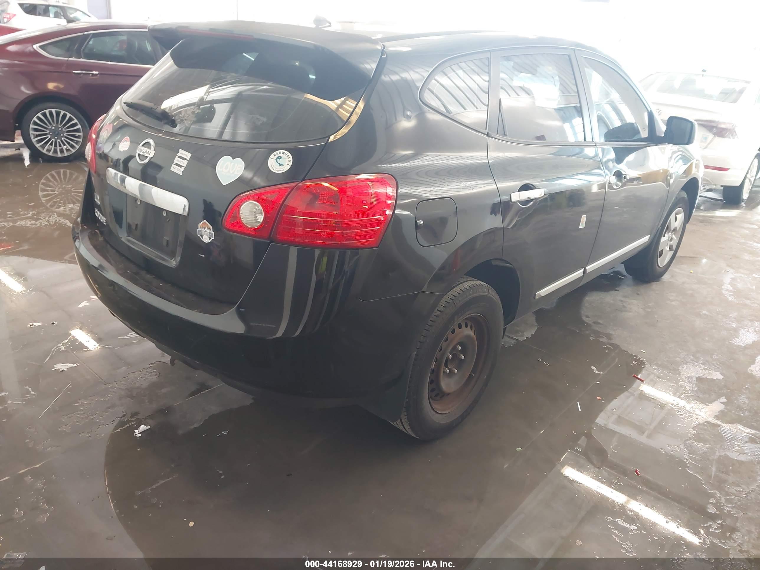 NISSAN ROGUE image 4