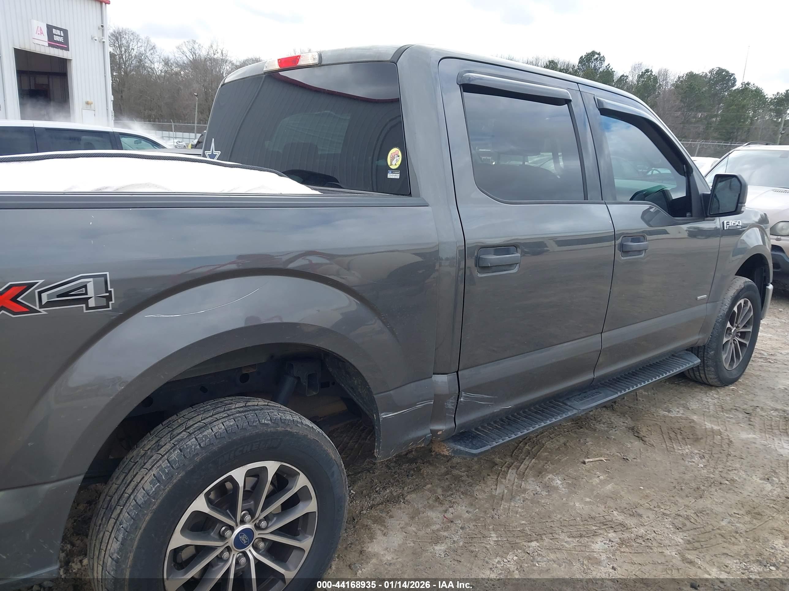 FORD F-150 image 6
