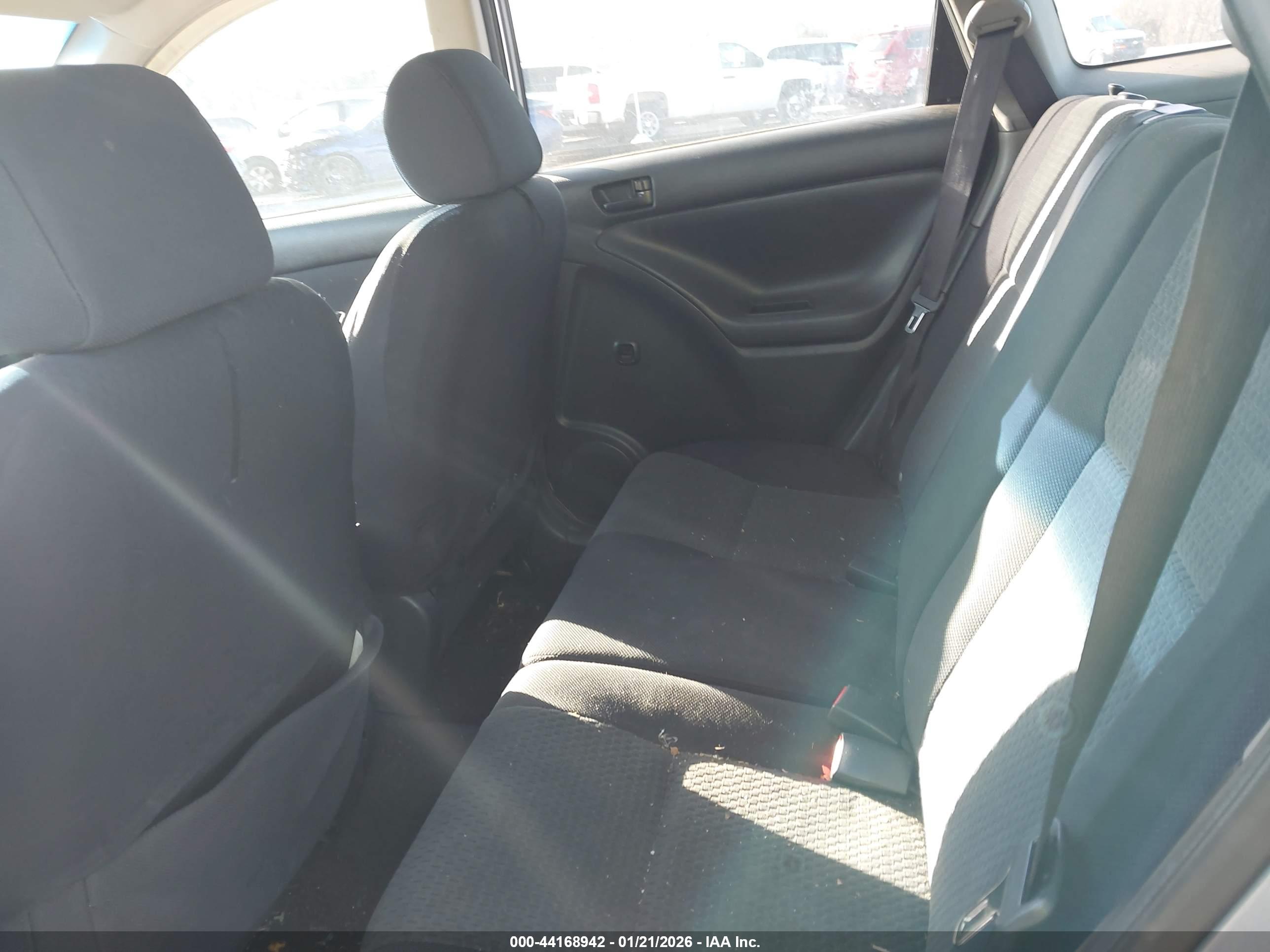 TOYOTA MATRIX image 8