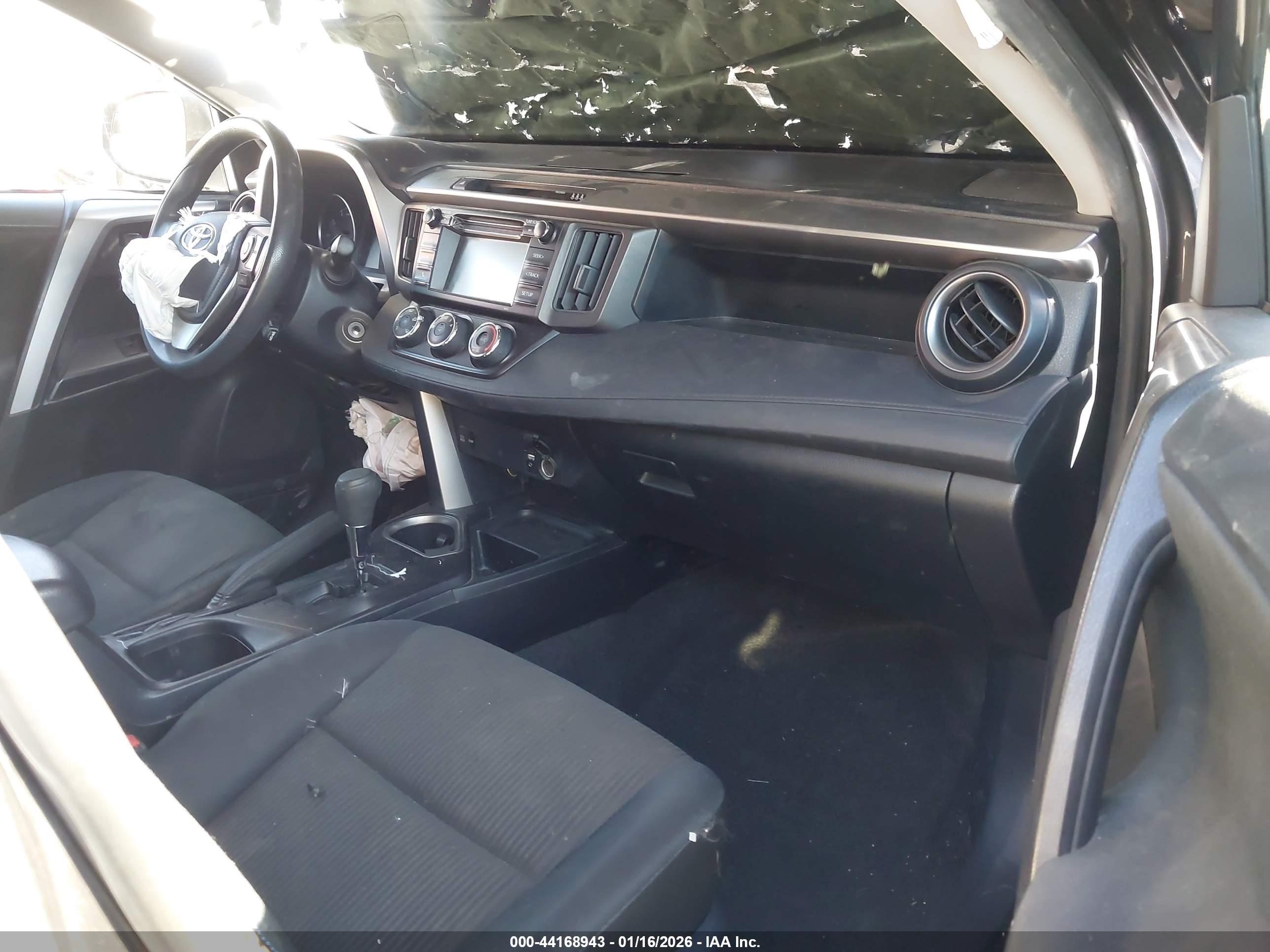 TOYOTA RAV4 image 5