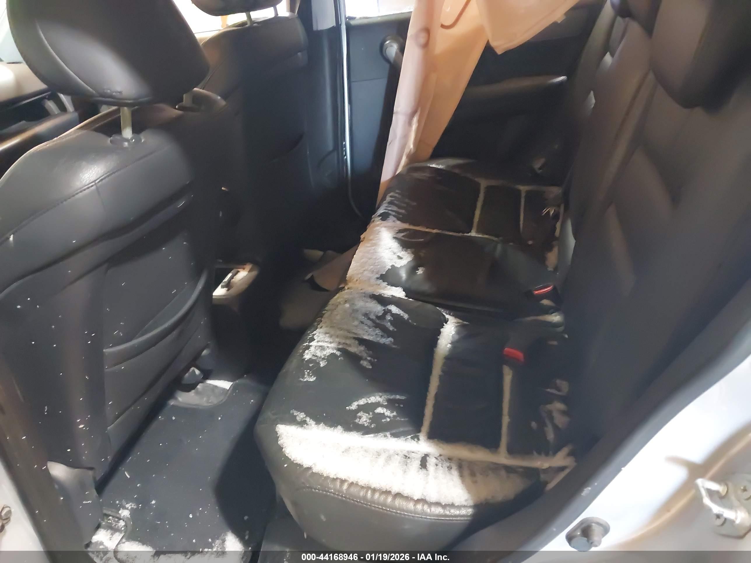 HONDA CR-V image 8