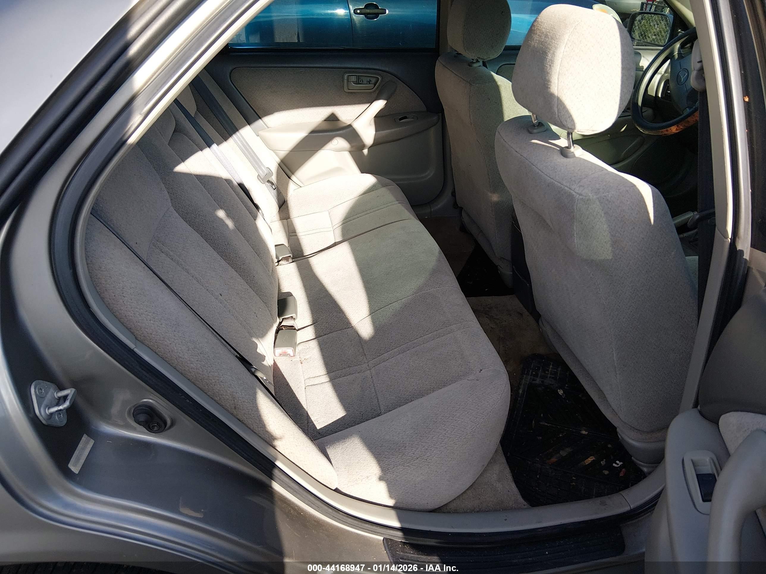 TOYOTA CAMRY image 8