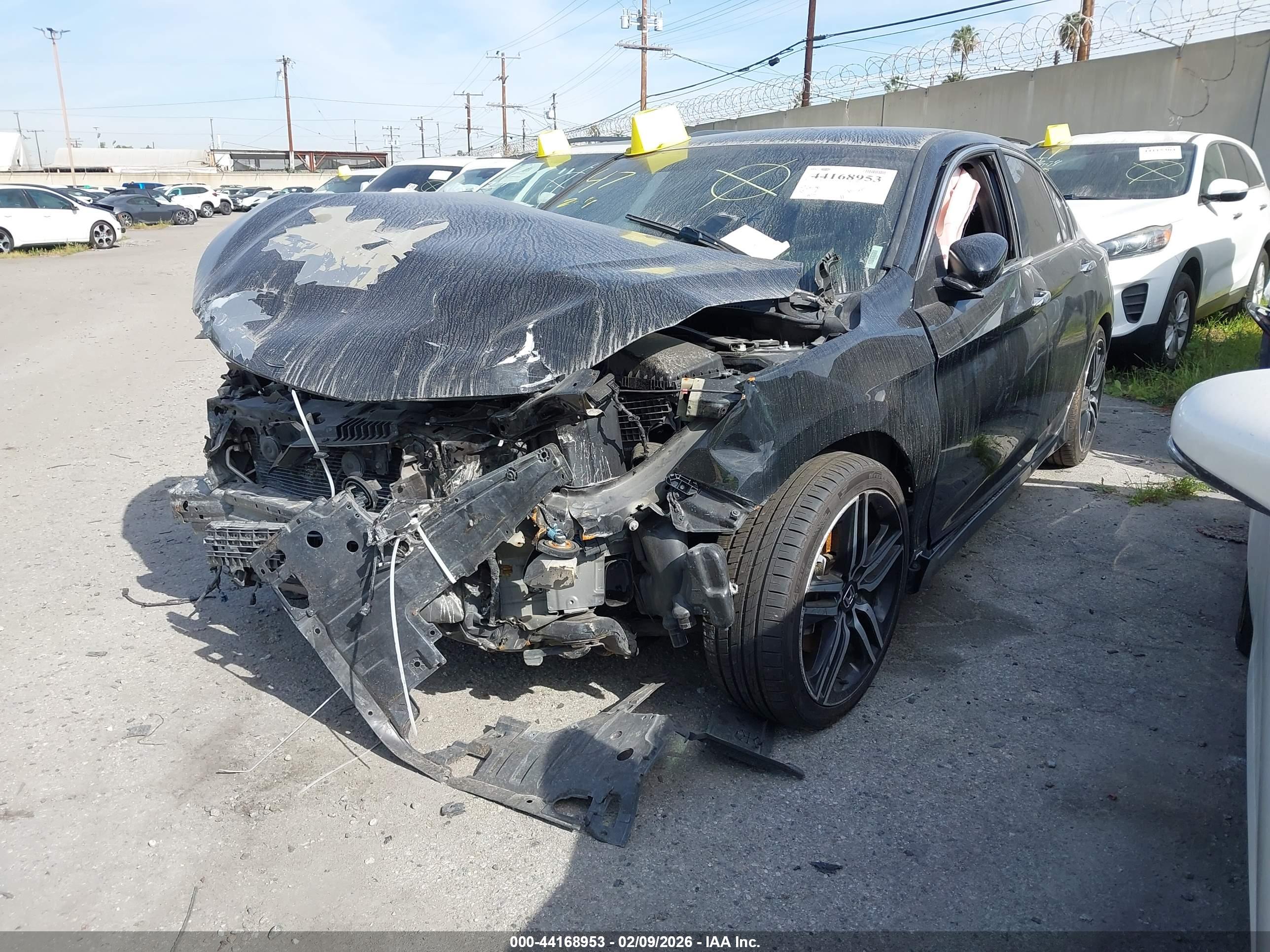 HONDA ACCORD image 2