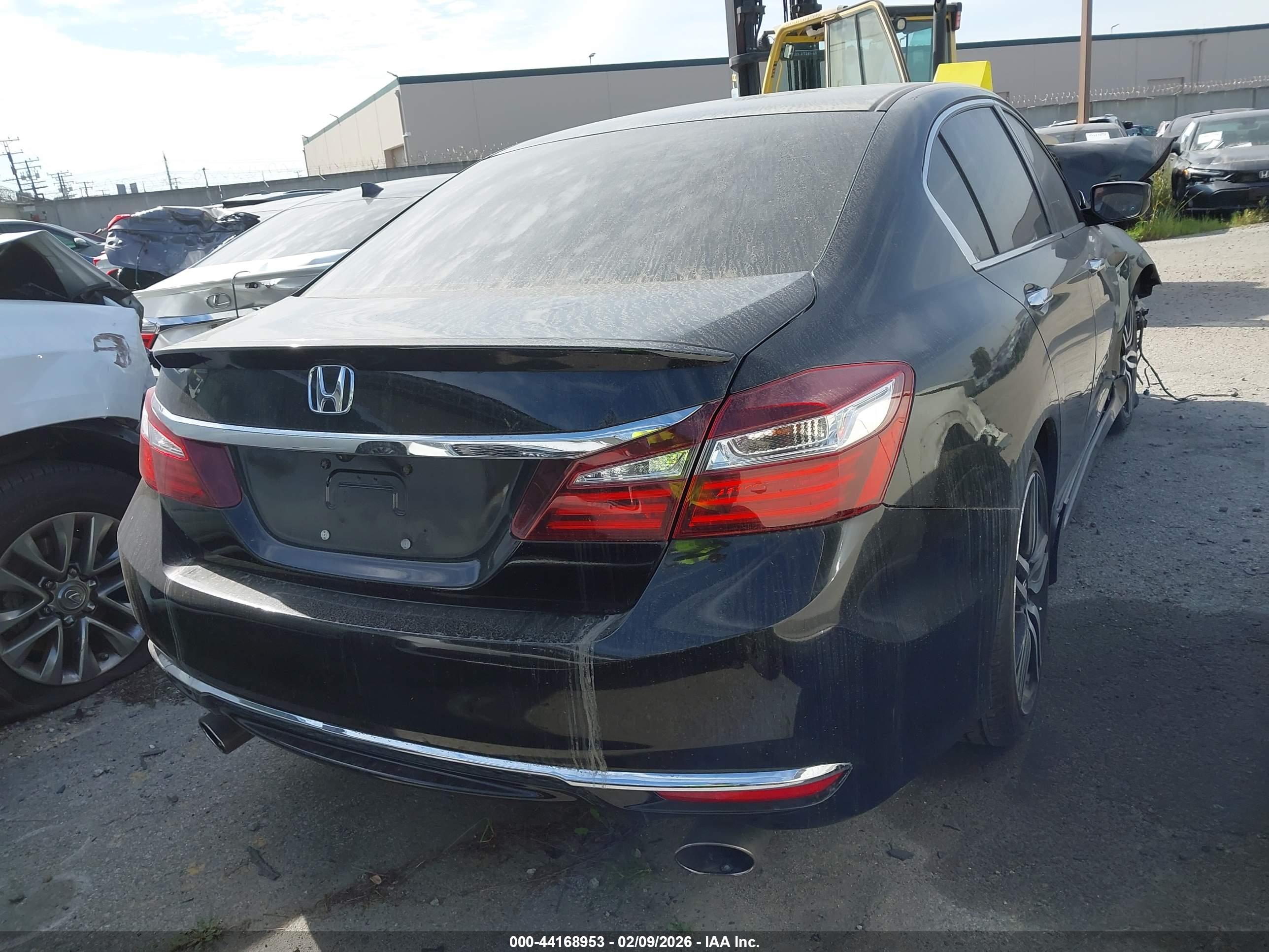 HONDA ACCORD image 4