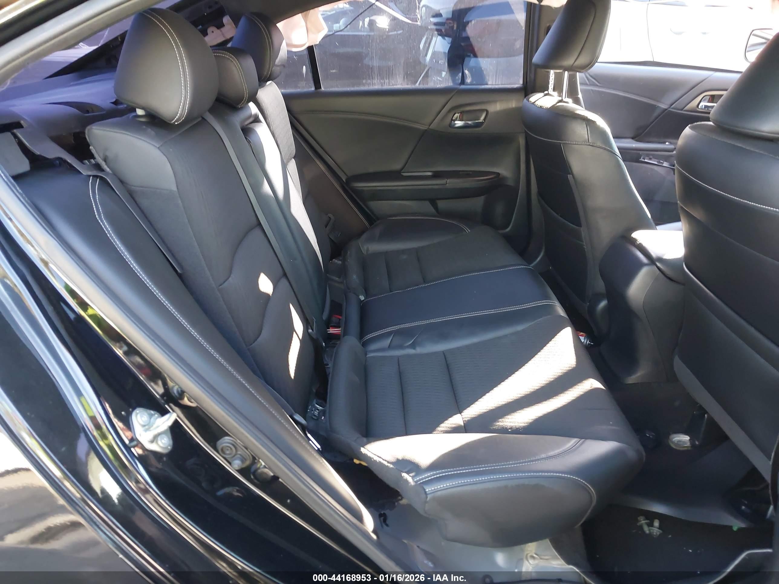 HONDA ACCORD image 8