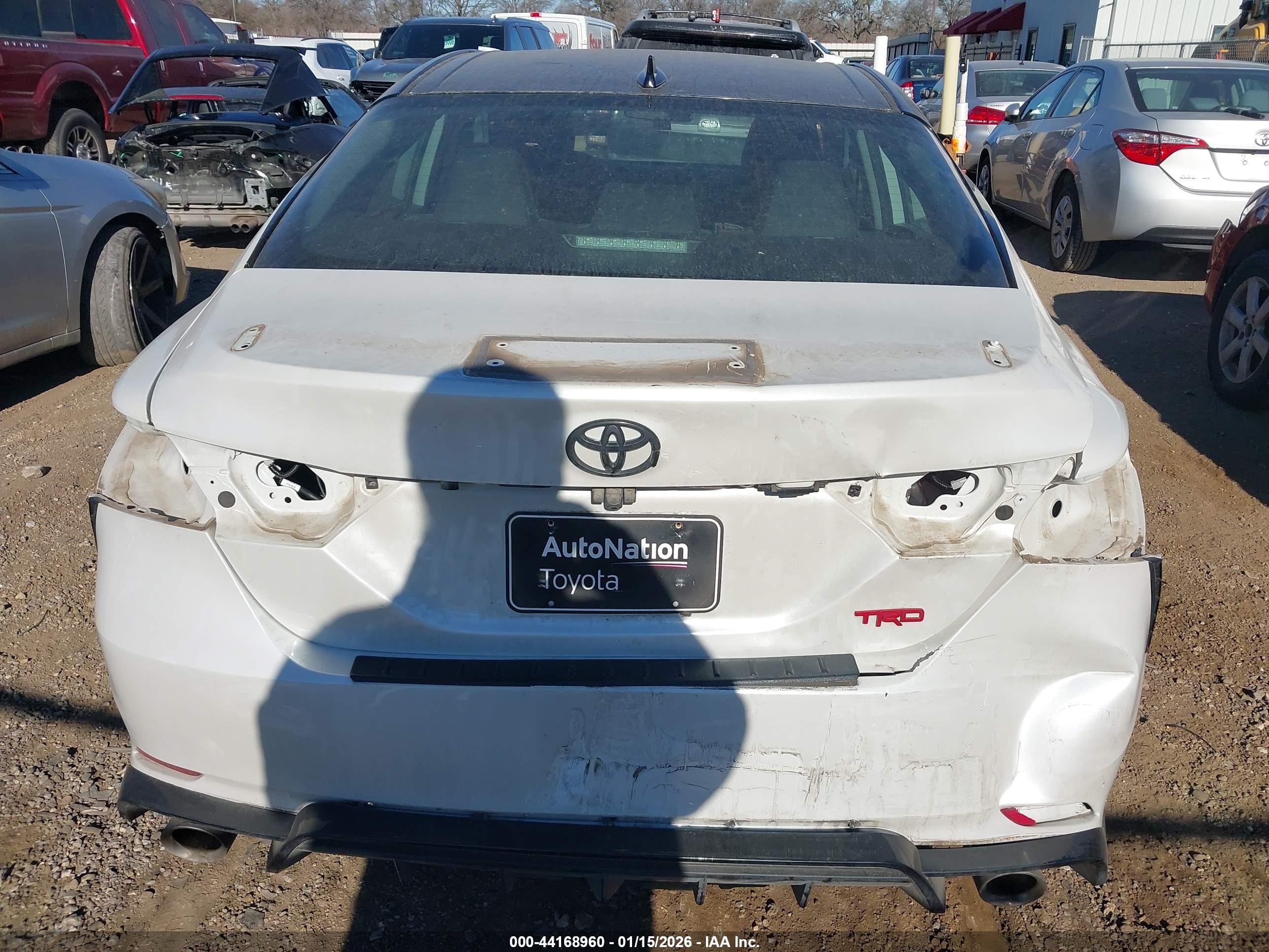 TOYOTA CAMRY image 6