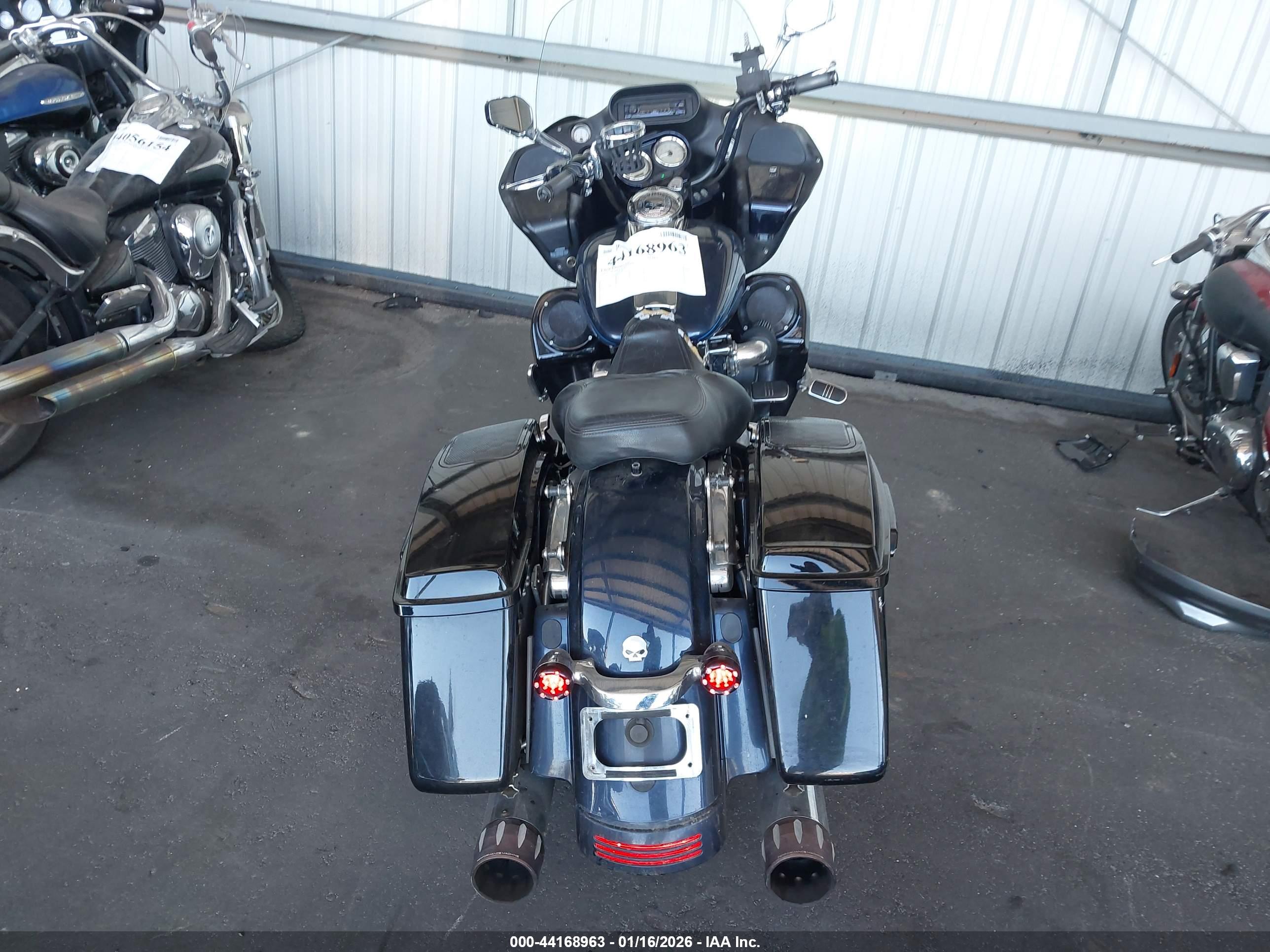HARLEY-DAVIDSON FLTRX image 6