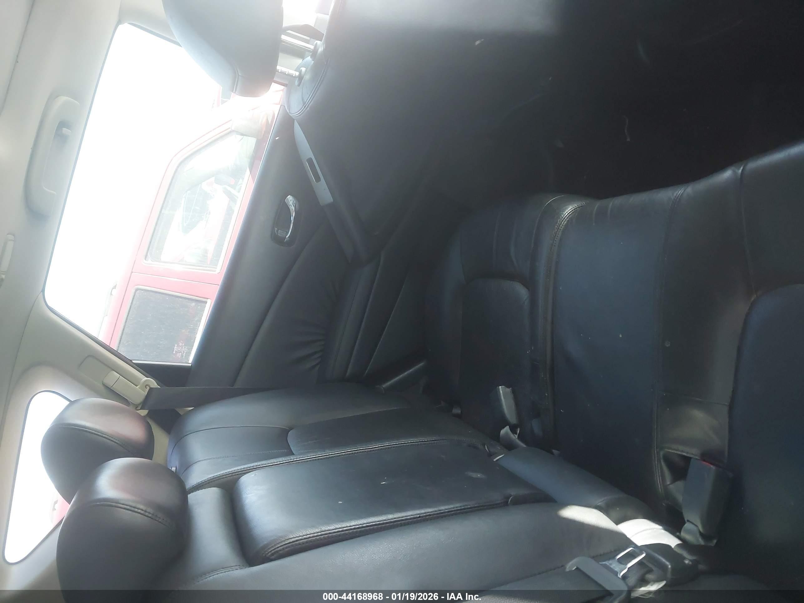 NISSAN MURANO image 8