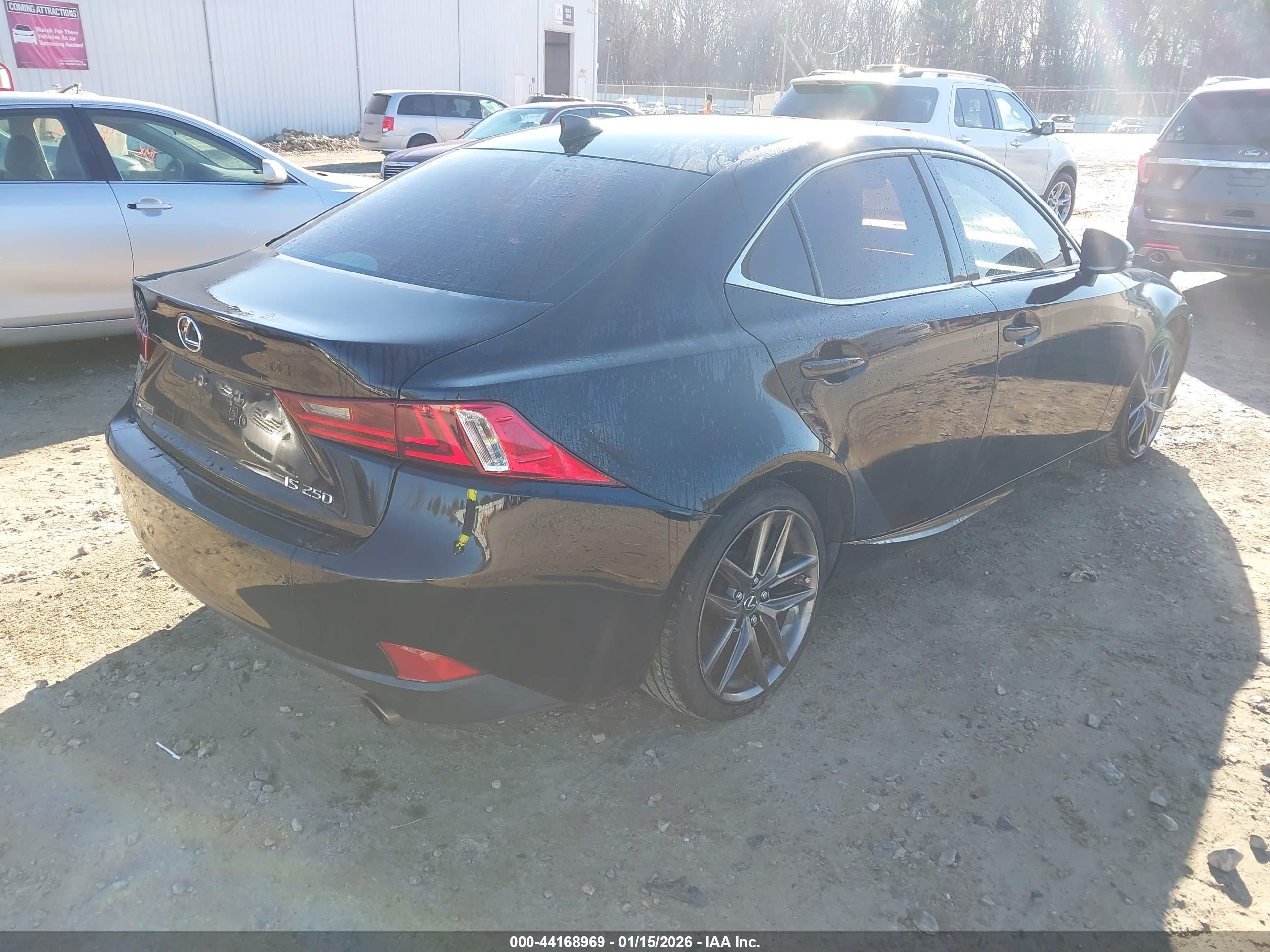 LEXUS IS image 4