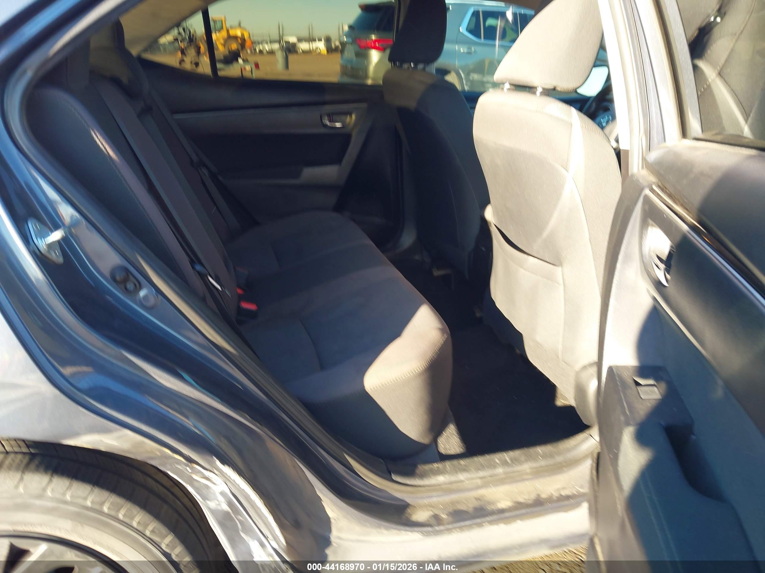 TOYOTA COROLLA image 8