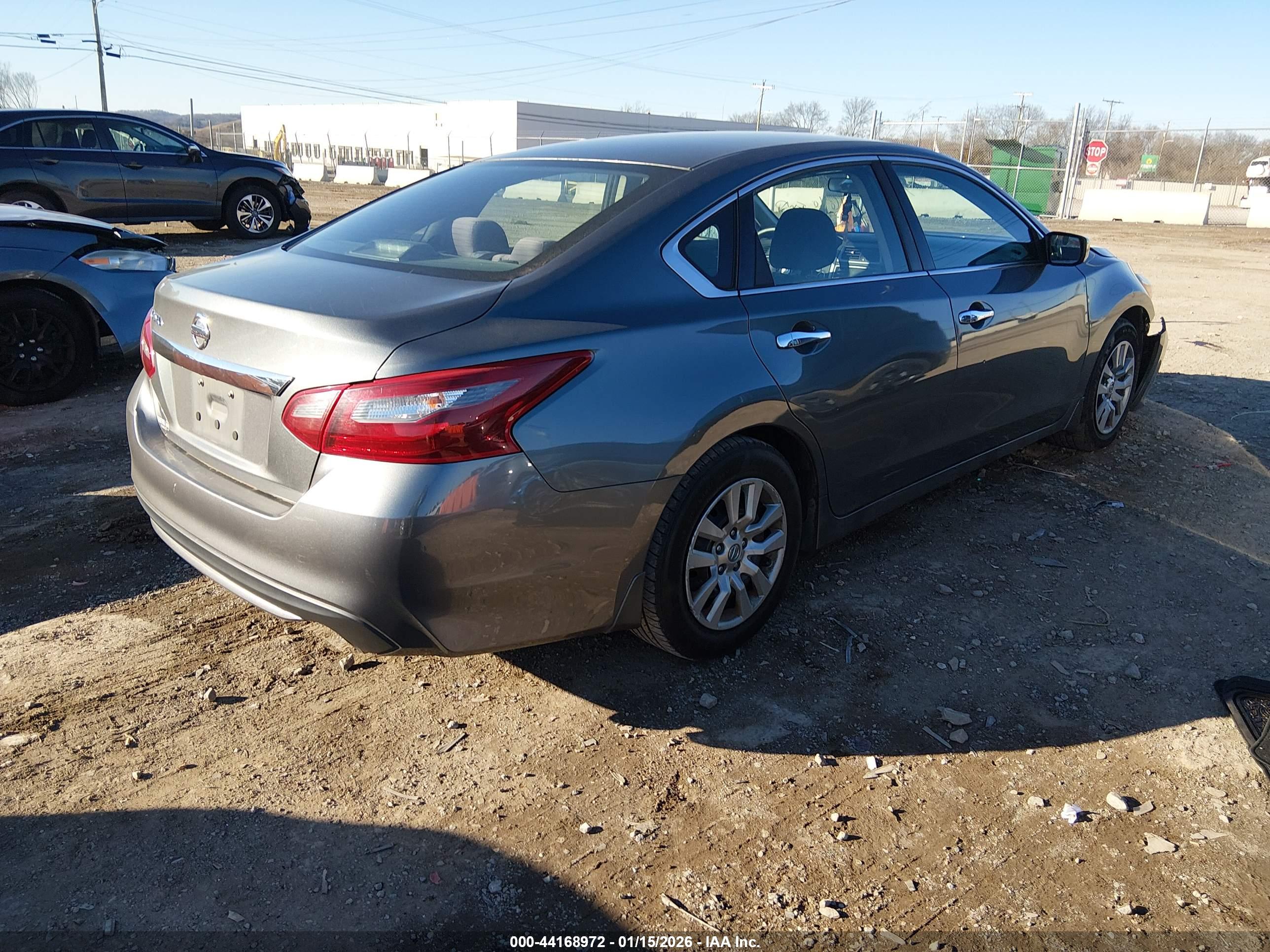 NISSAN ALTIMA image 4