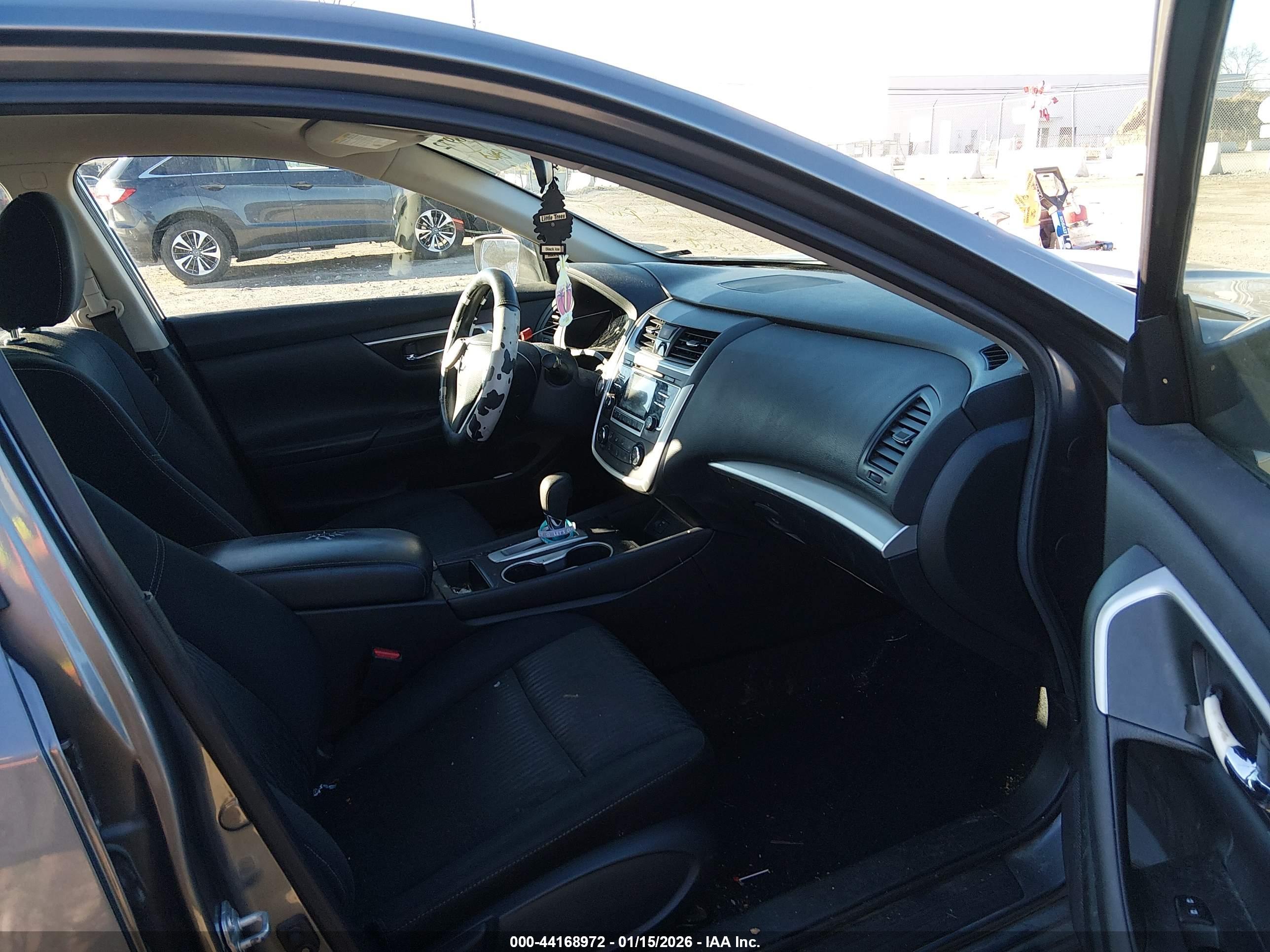 NISSAN ALTIMA image 5