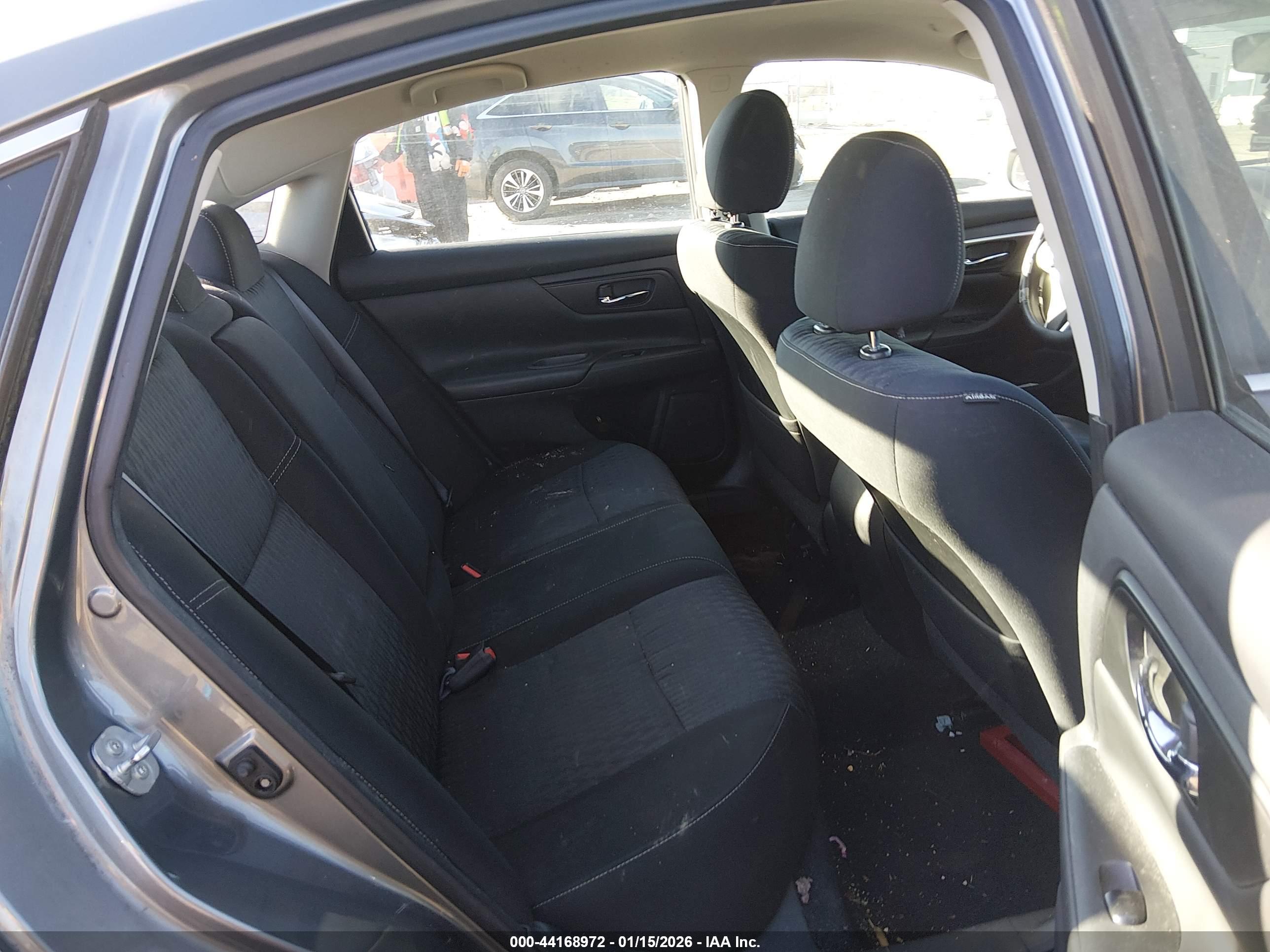 NISSAN ALTIMA image 8