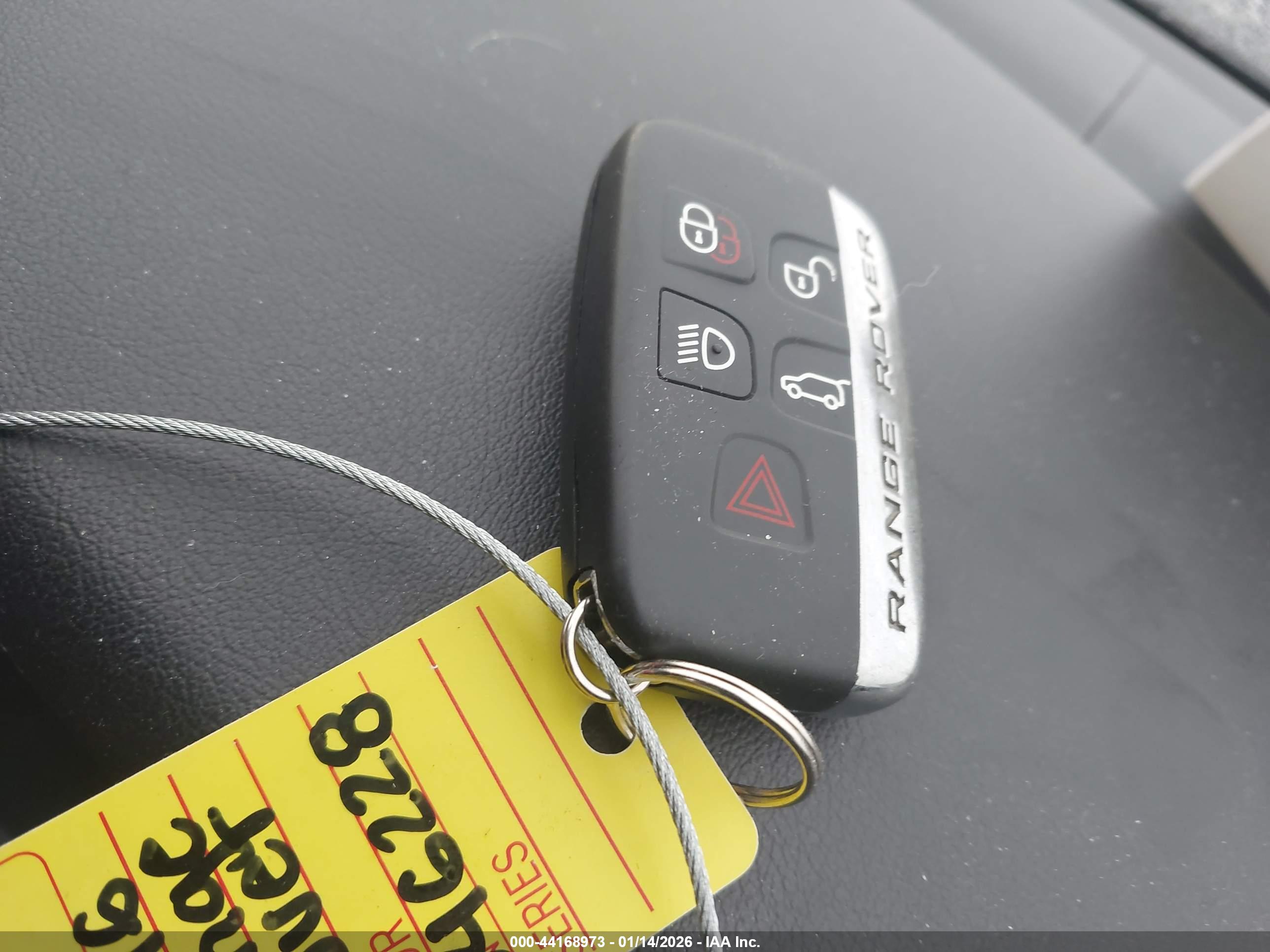 LAND ROVER image 11