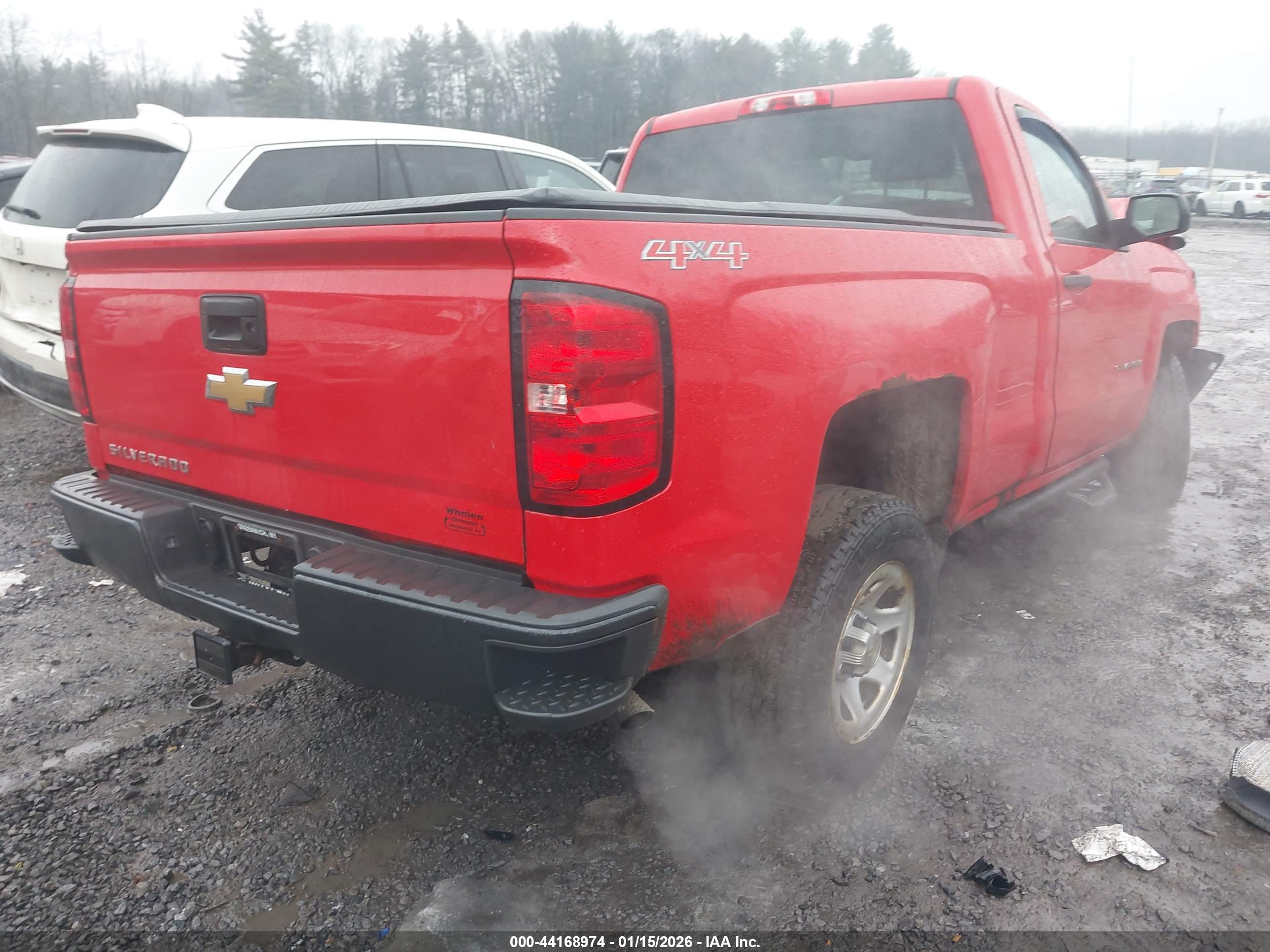 CHEVROLET SILVERADO image 4