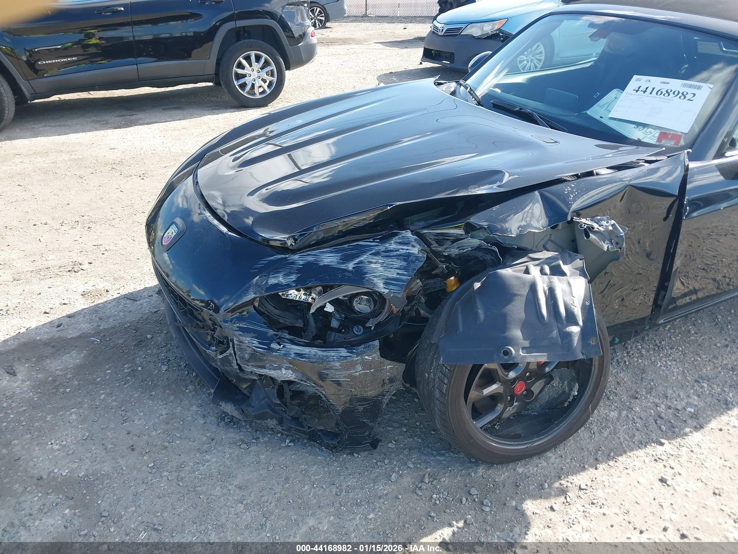 FIAT 124 image 6