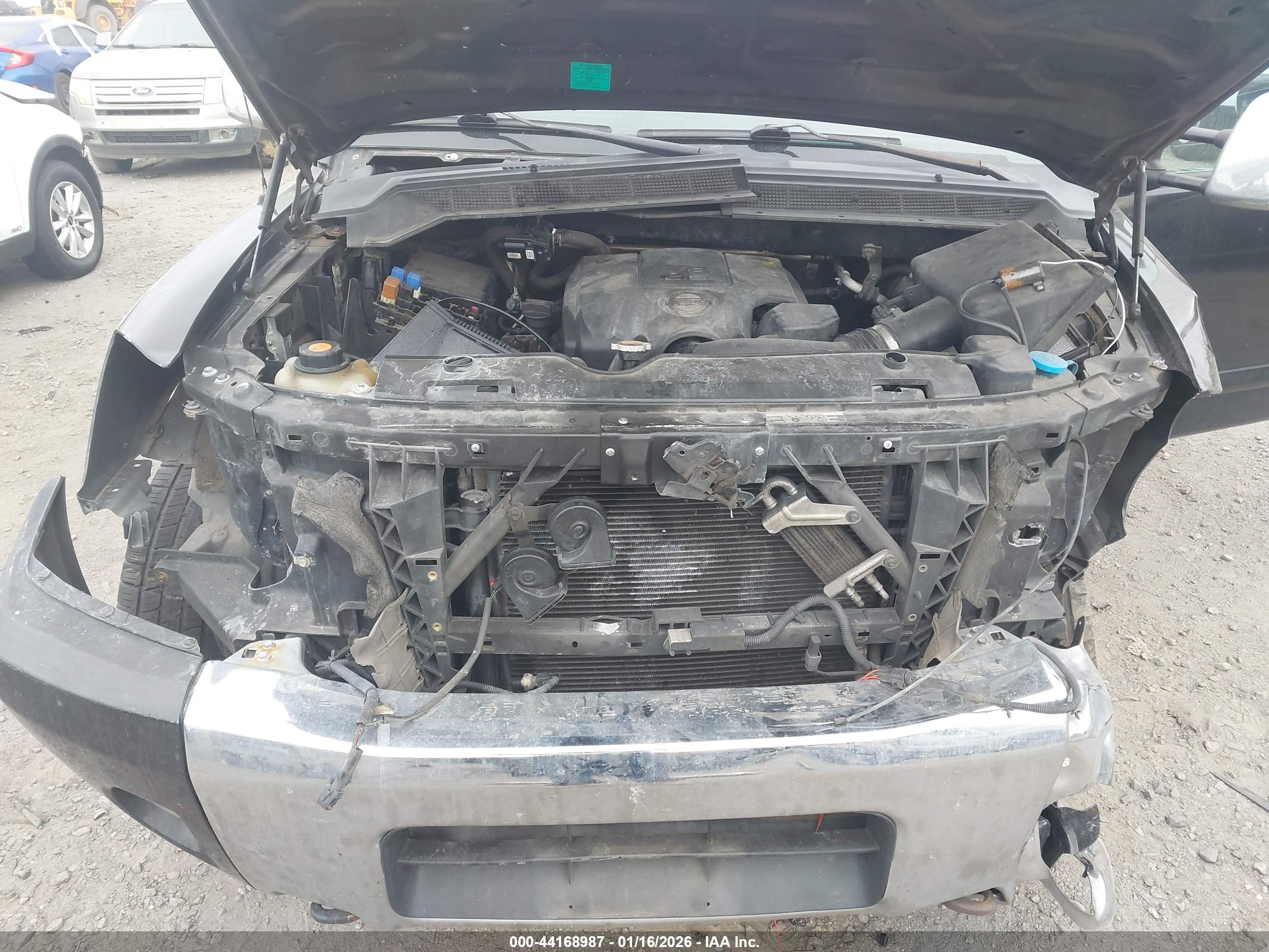 NISSAN TITAN image 10