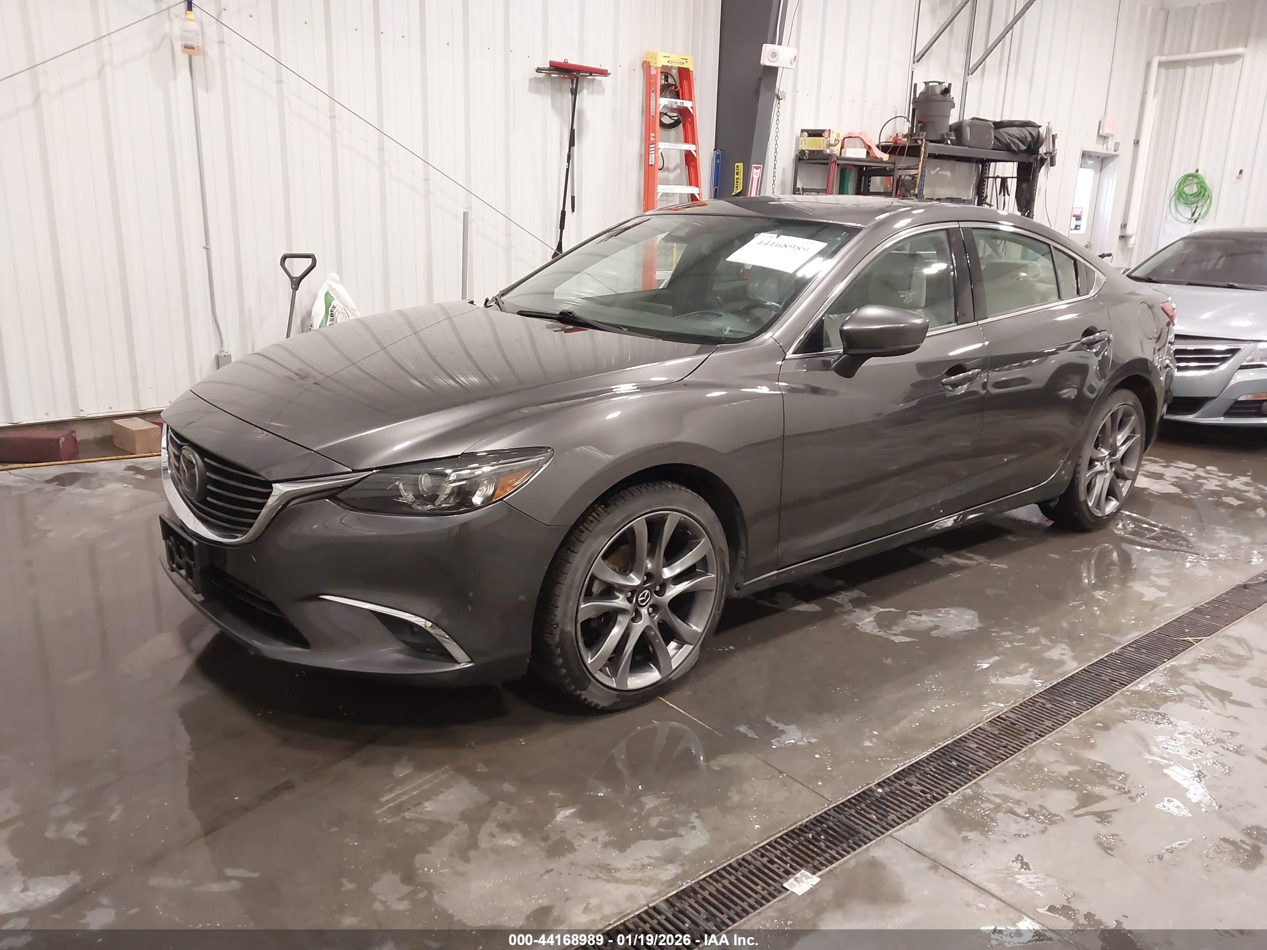 MAZDA MAZDA6 image 2