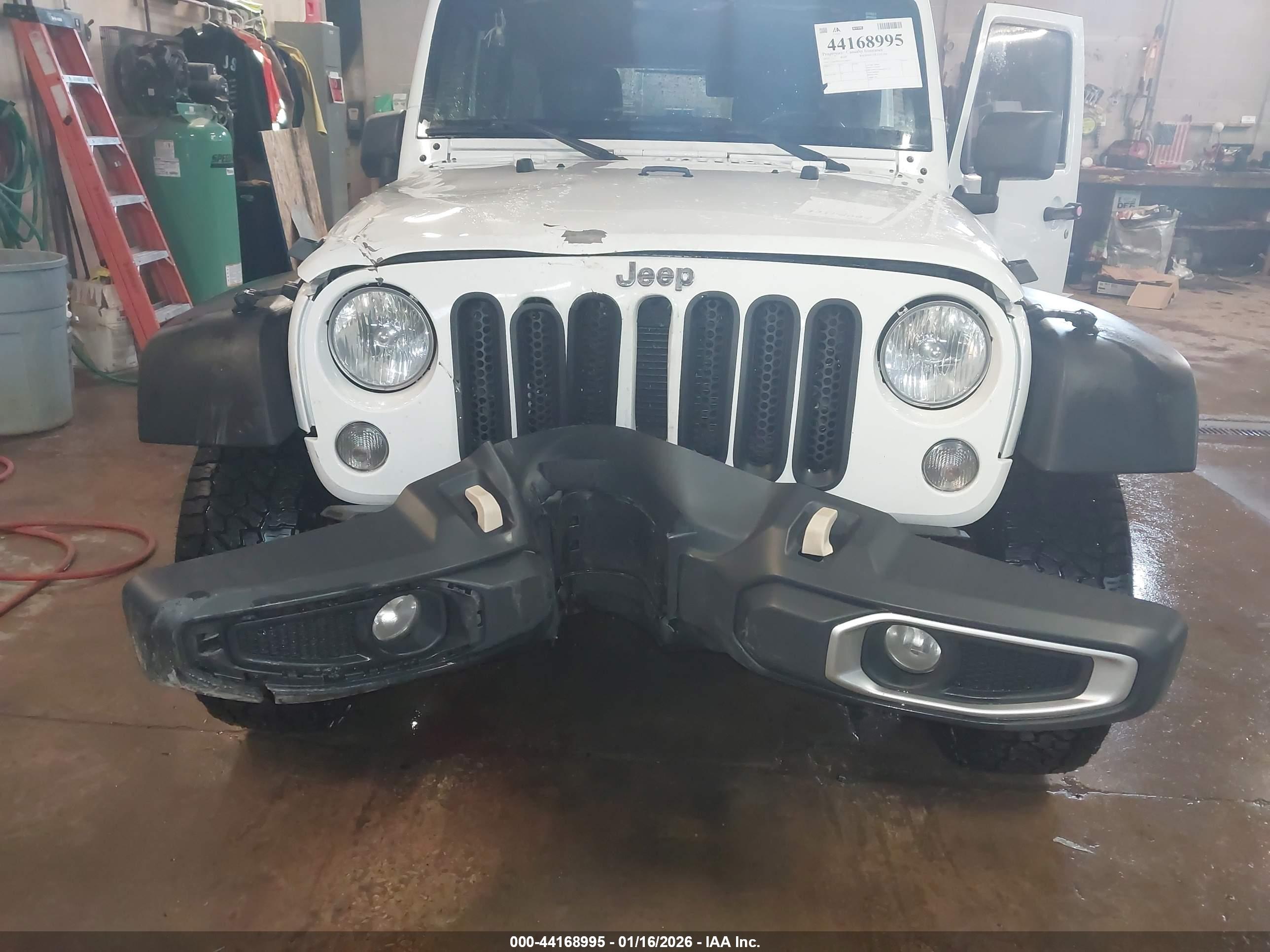 JEEP WRANGLER image 6