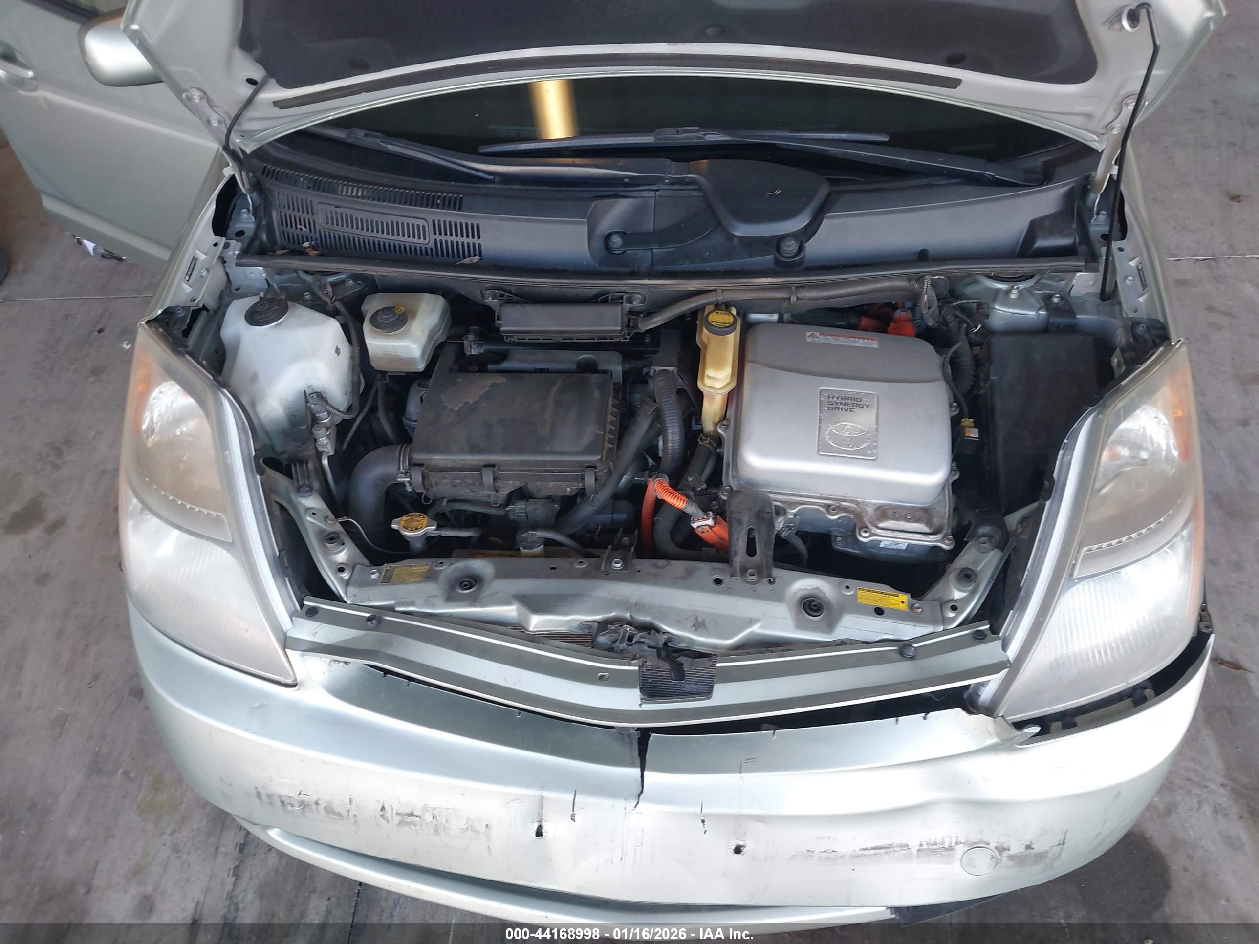 TOYOTA PRIUS image 10