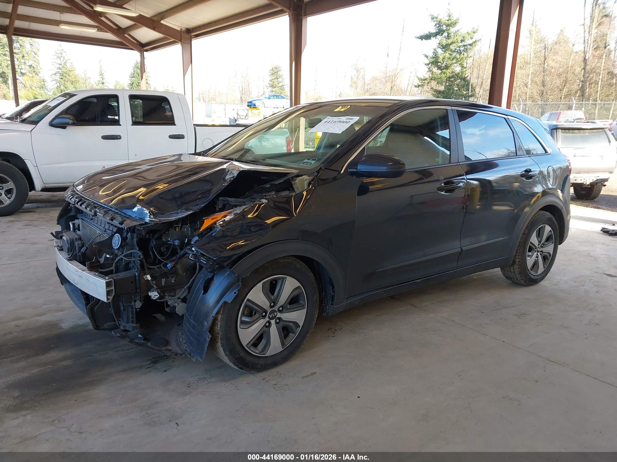 KIA NIRO image 2