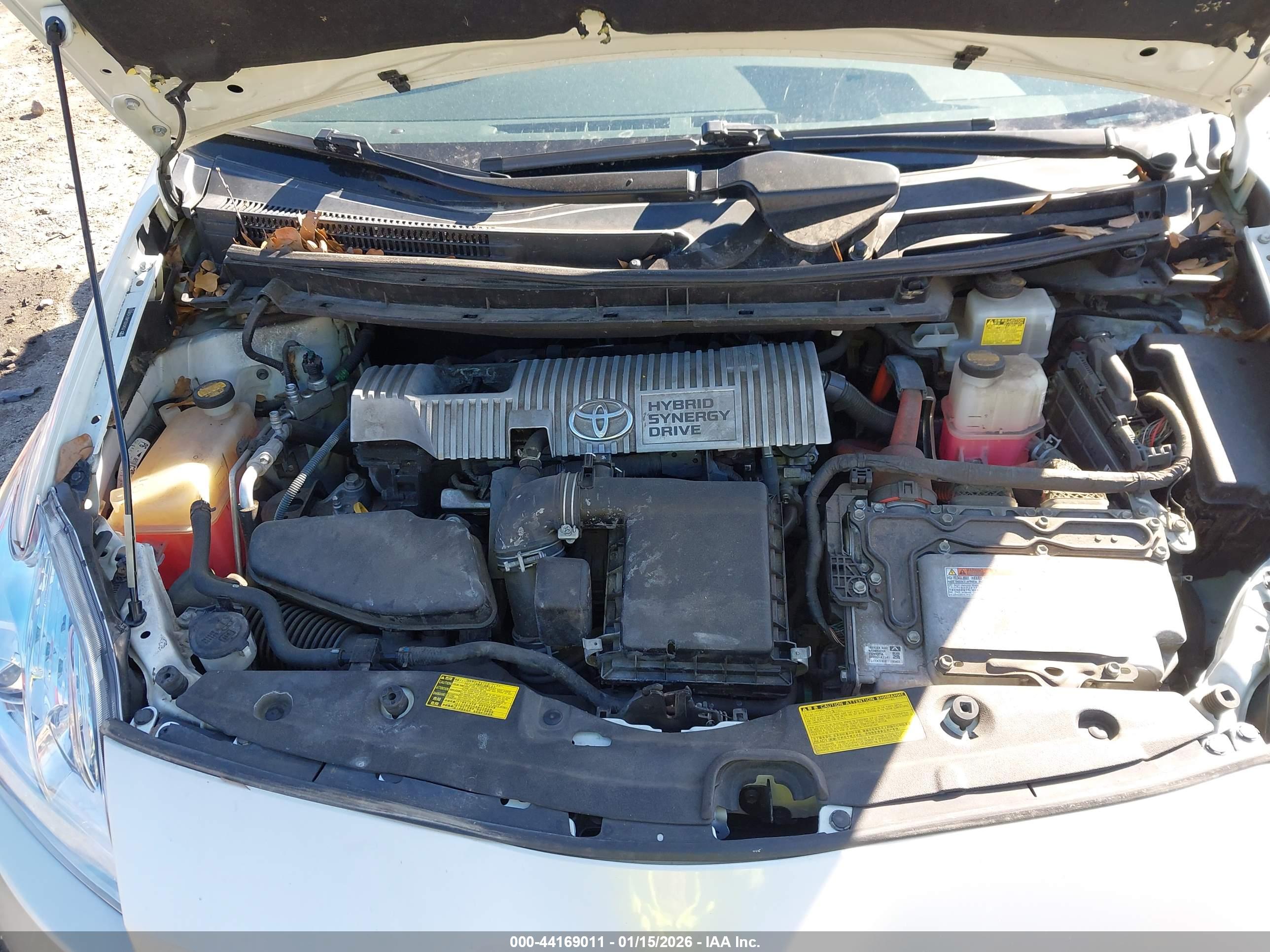 TOYOTA PRIUS image 10