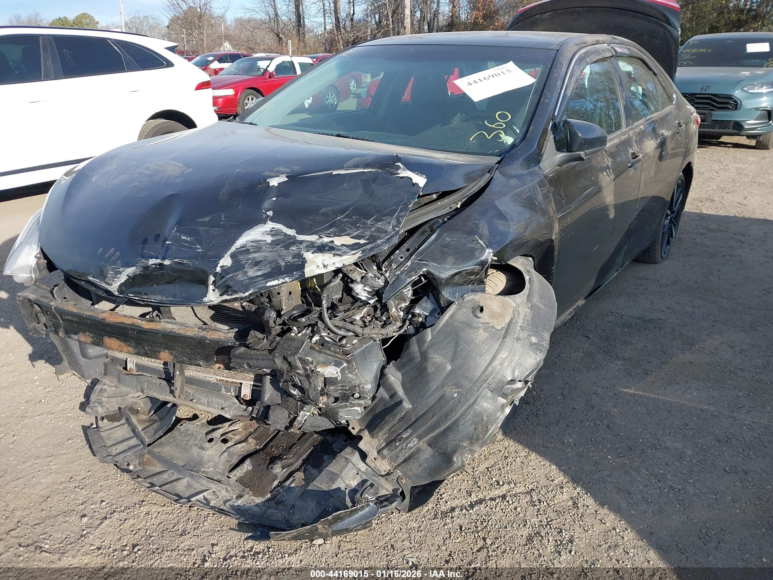 TOYOTA CAMRY image 6
