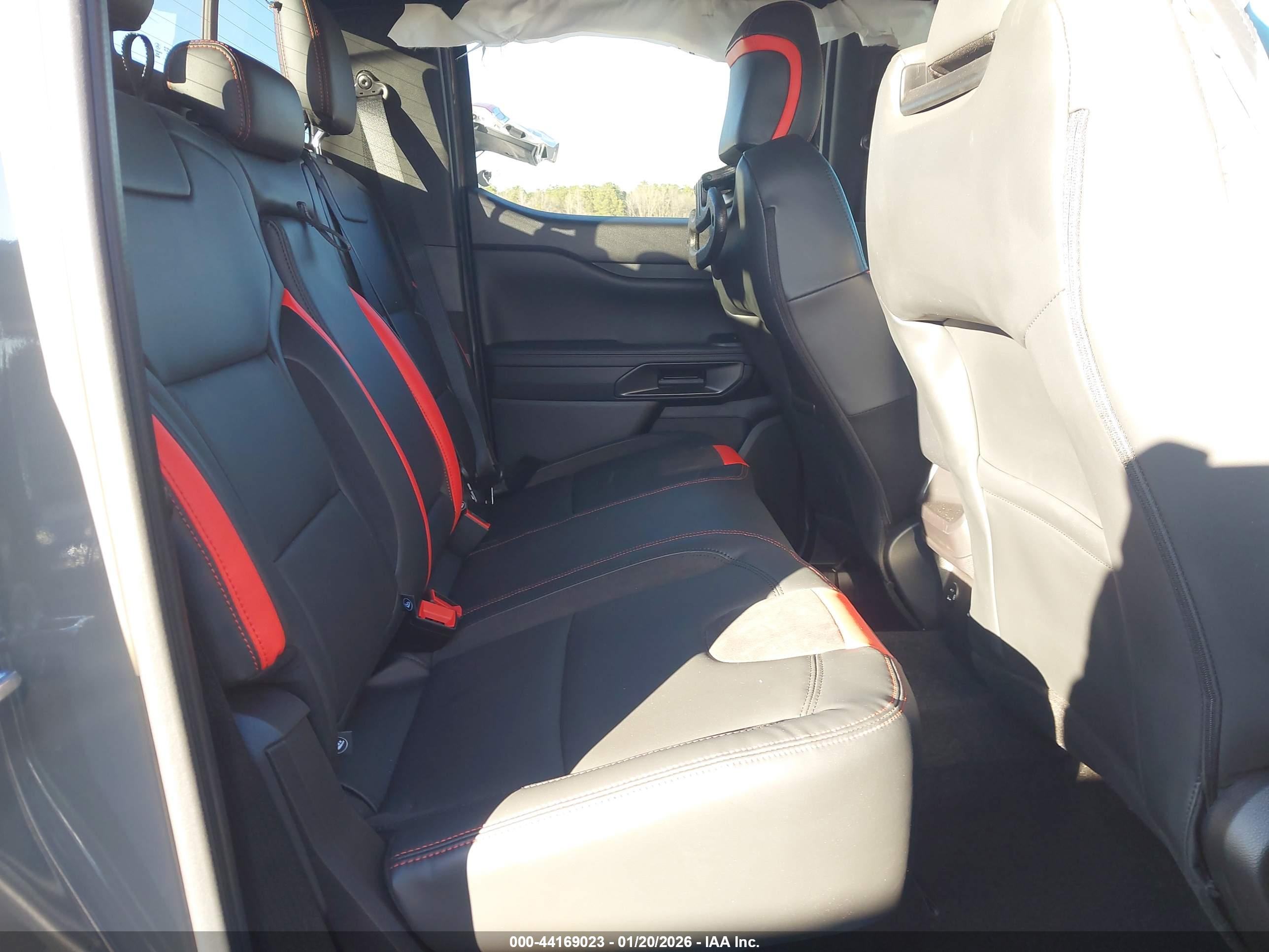 FORD RANGER image 8
