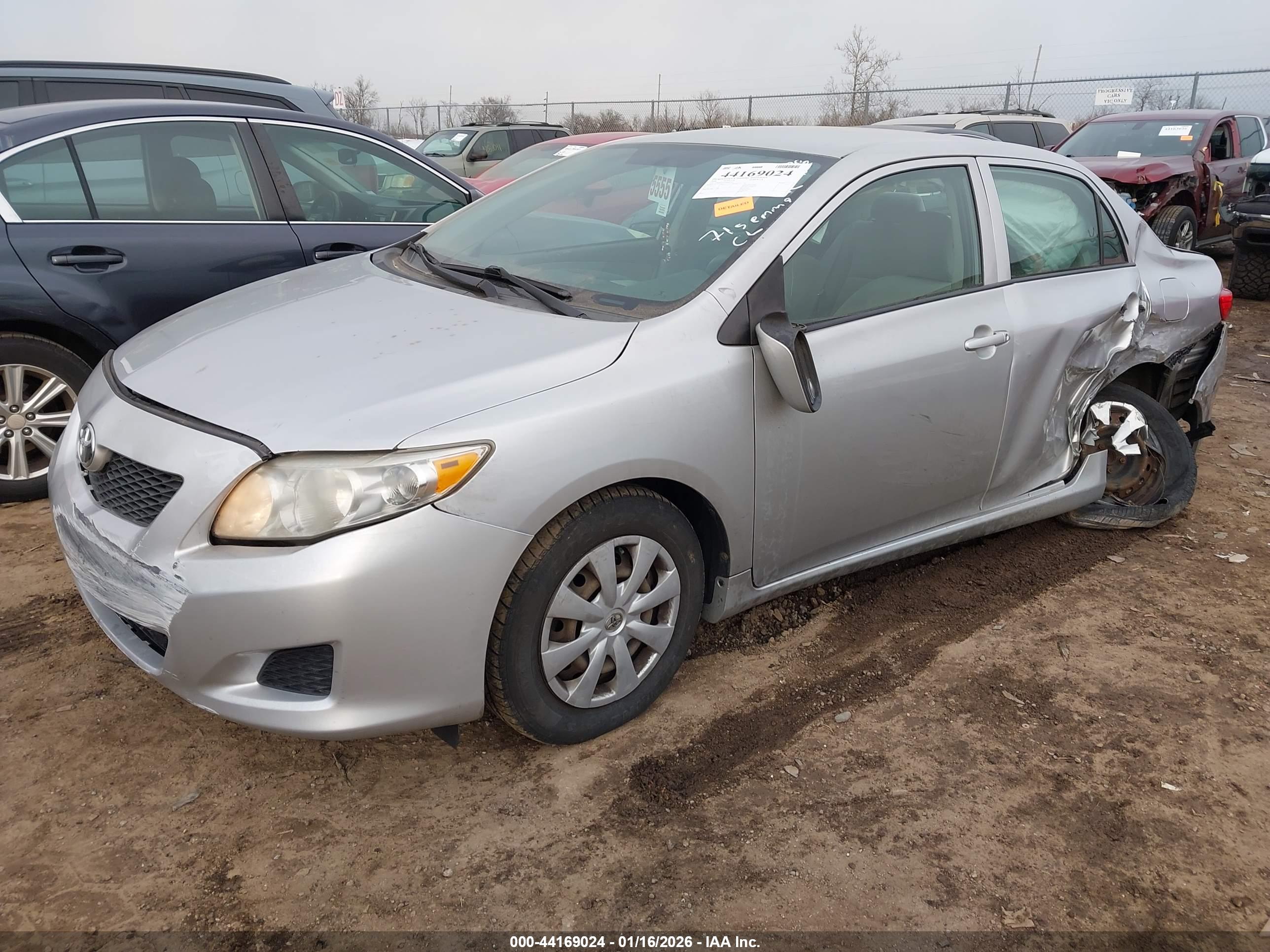 TOYOTA COROLLA image 2