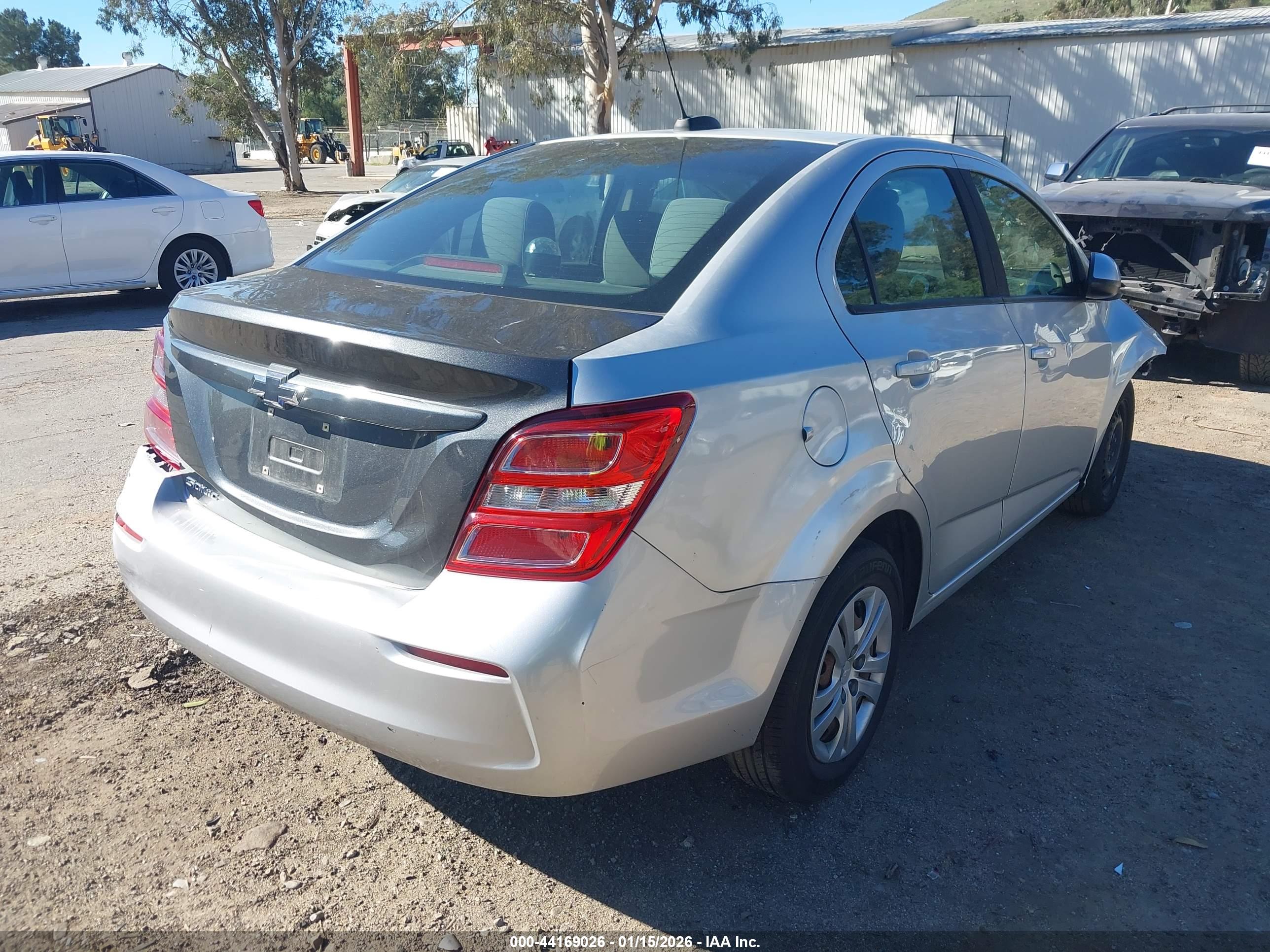 CHEVROLET SONIC image 4