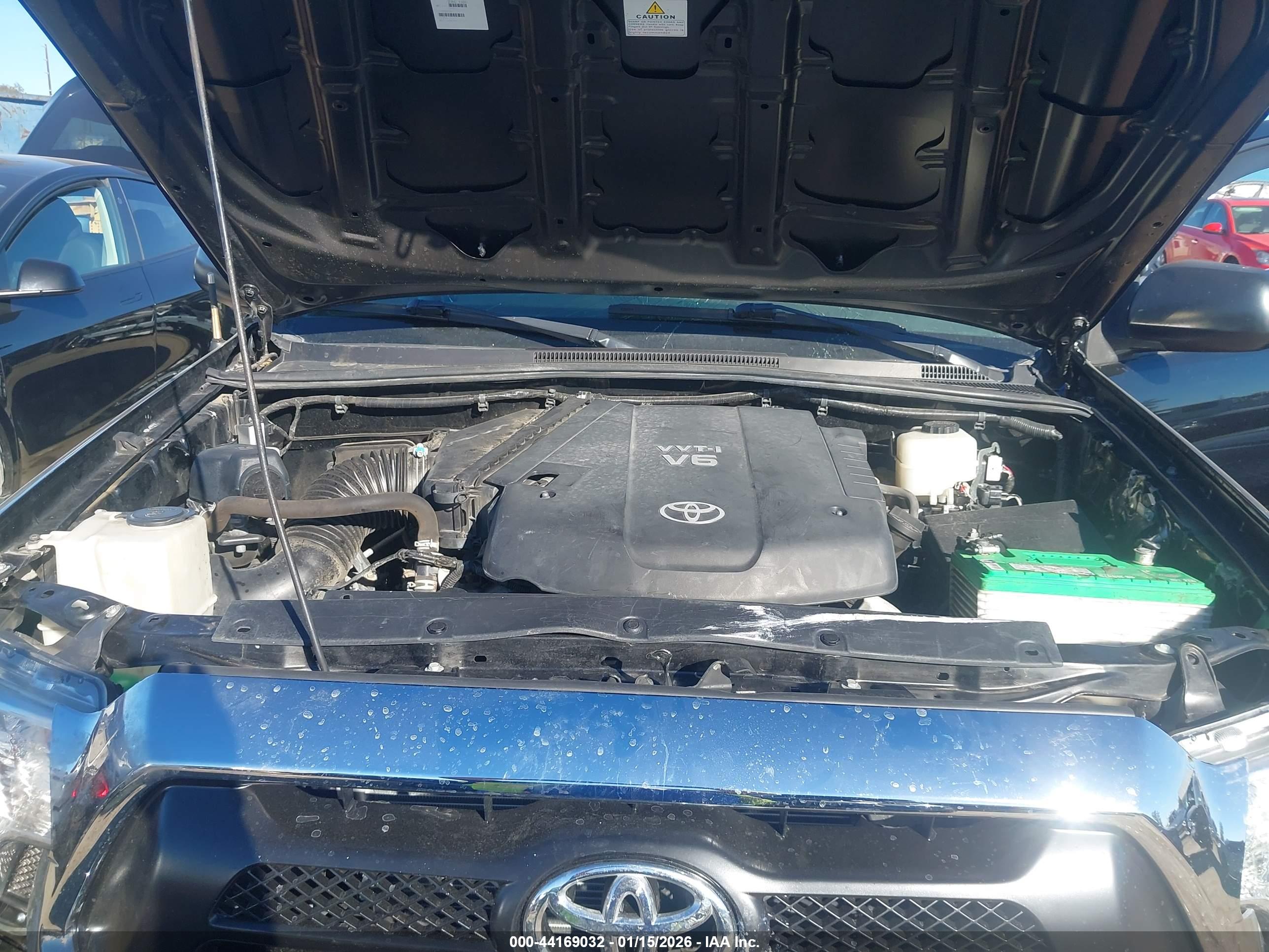 TOYOTA TACOMA image 10