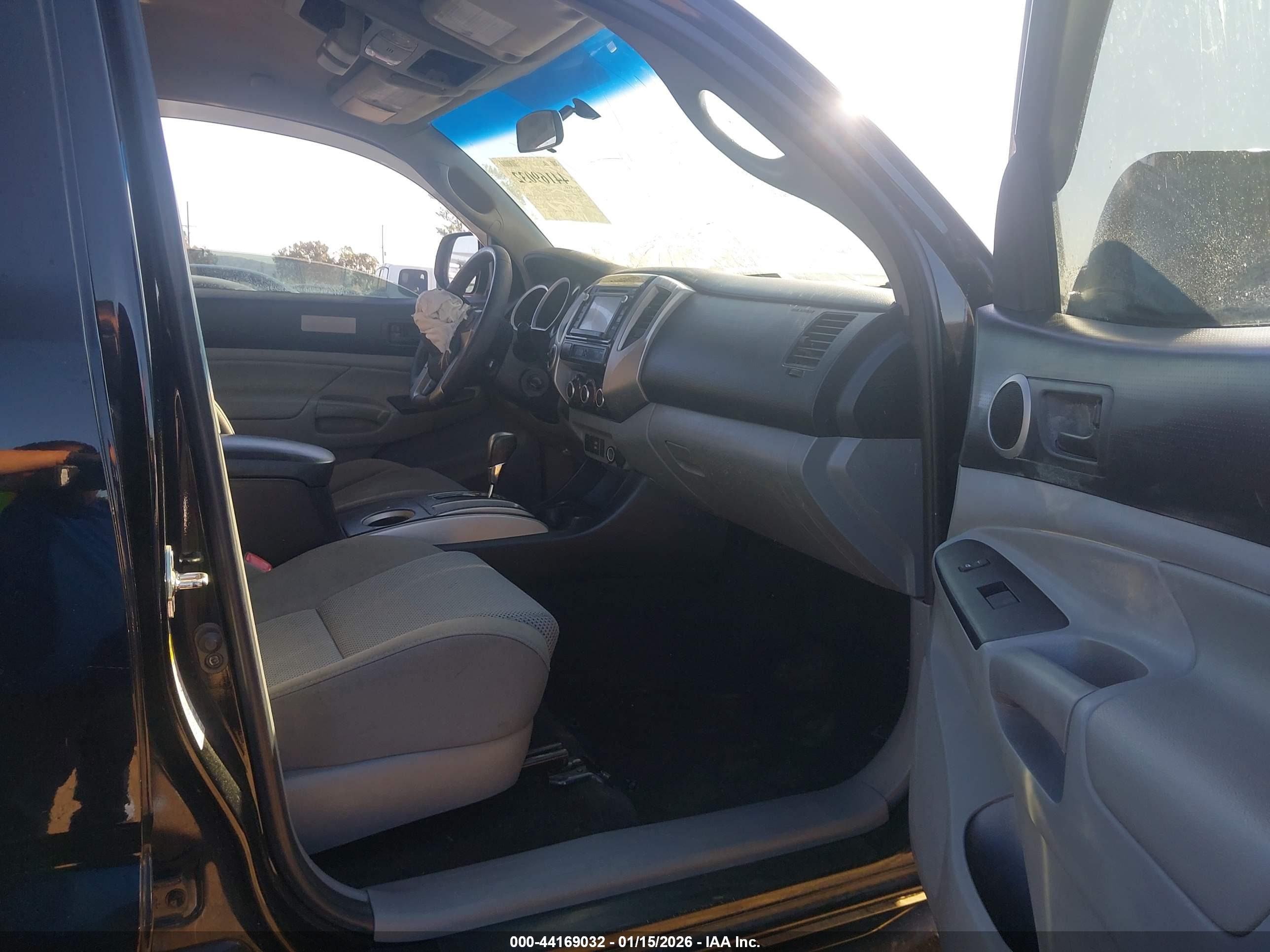 TOYOTA TACOMA image 5