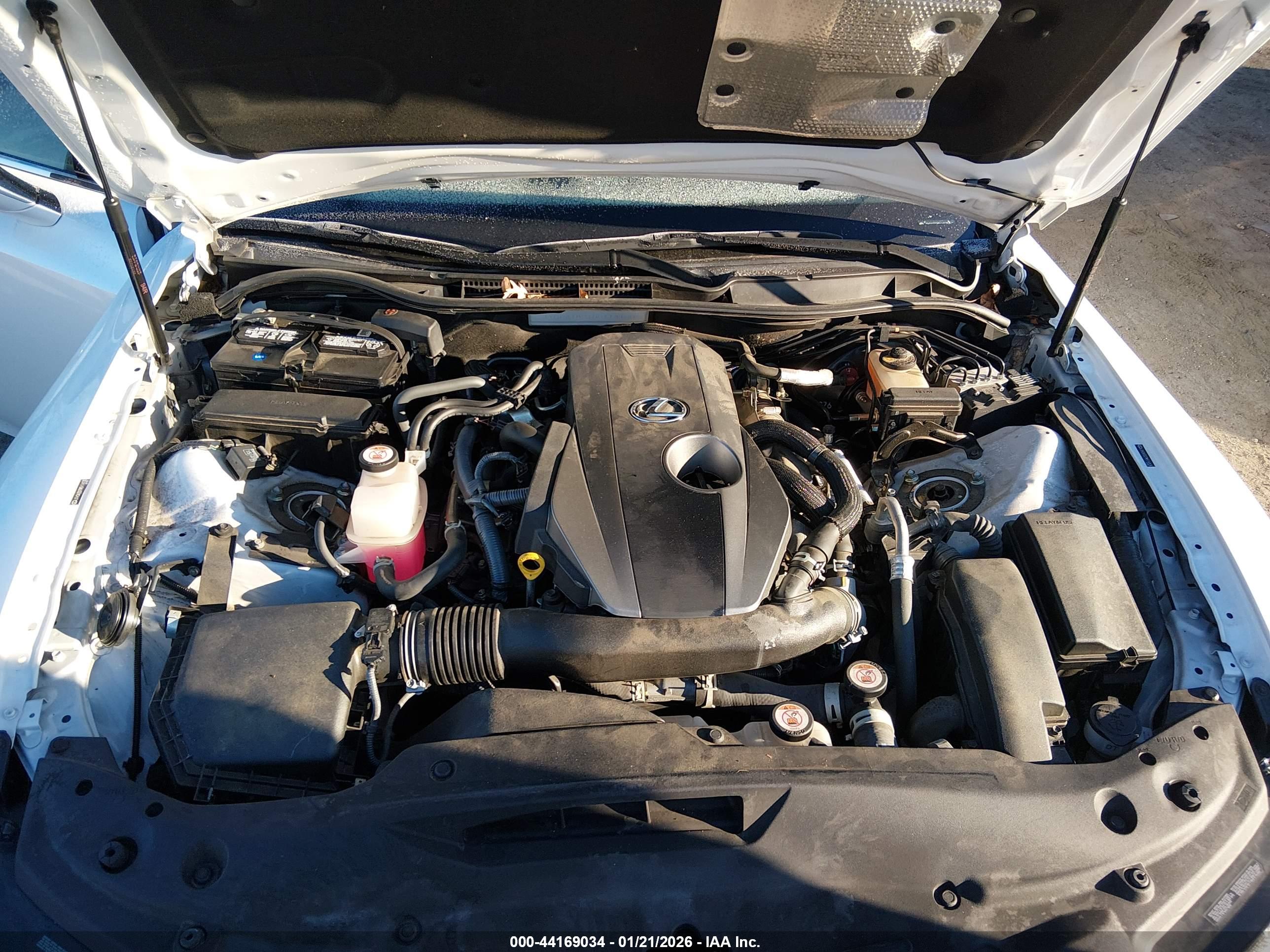 LEXUS IS image 10