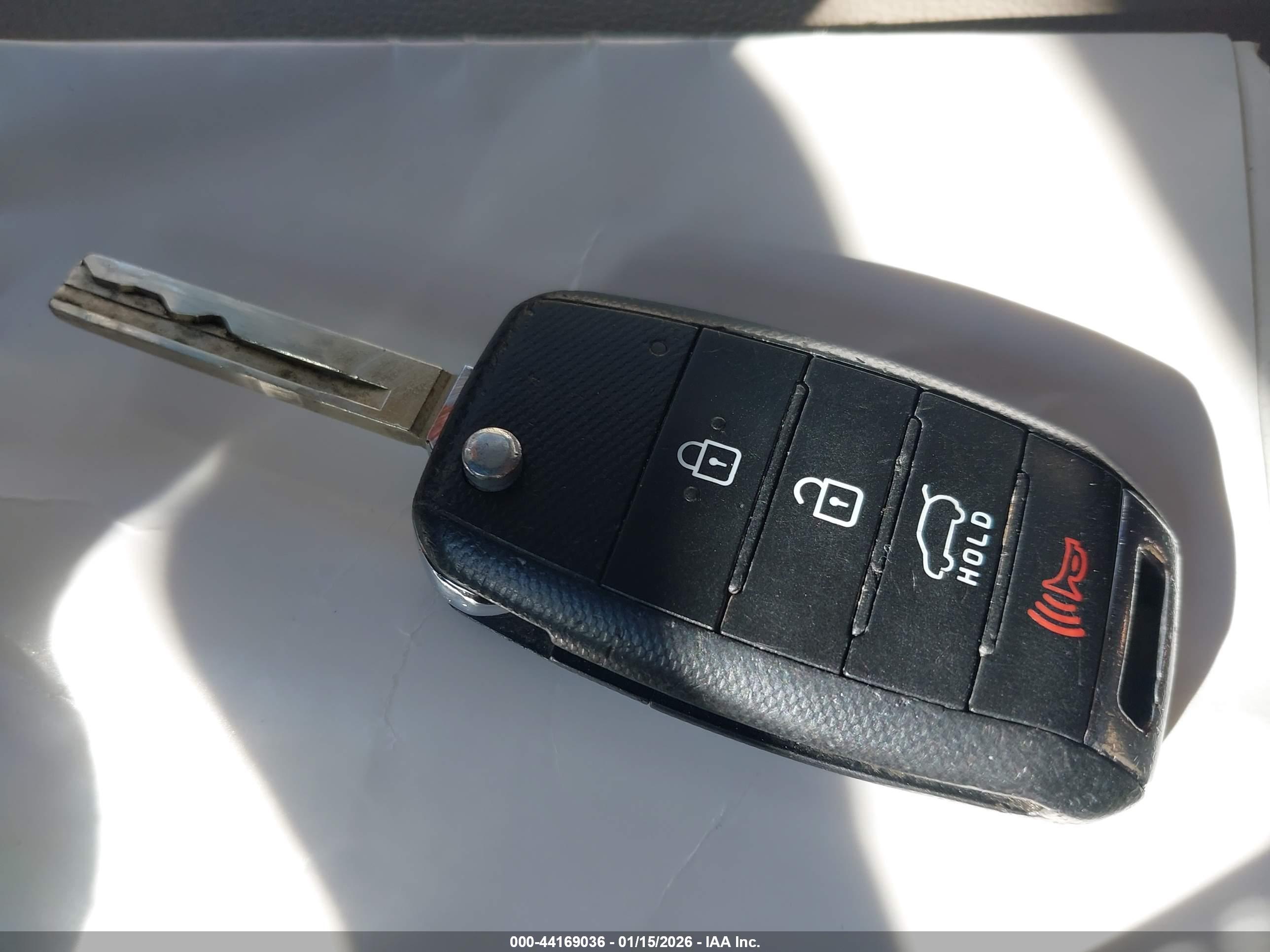 KIA SORENTO image 11