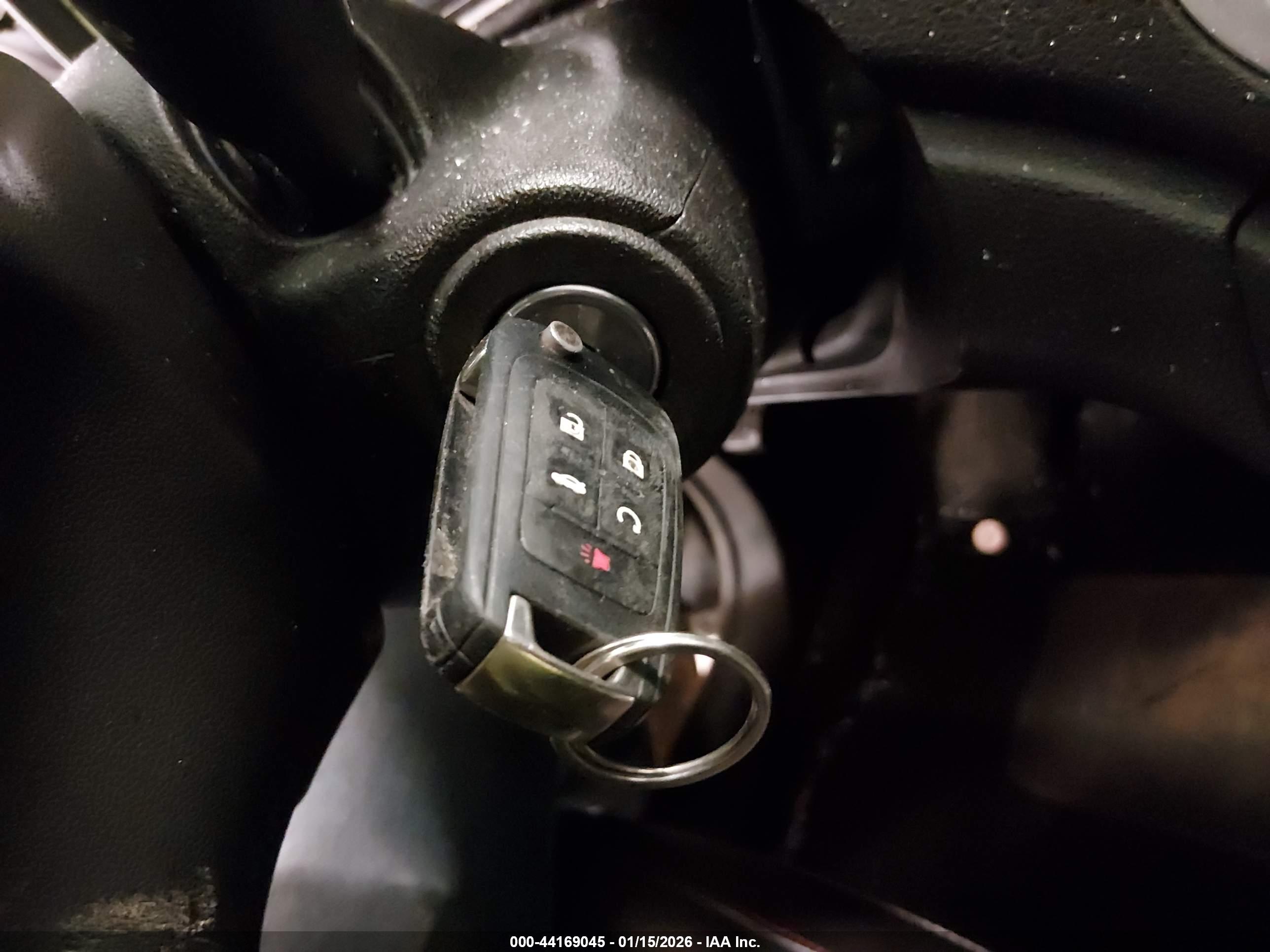 GMC TERRAIN image 11