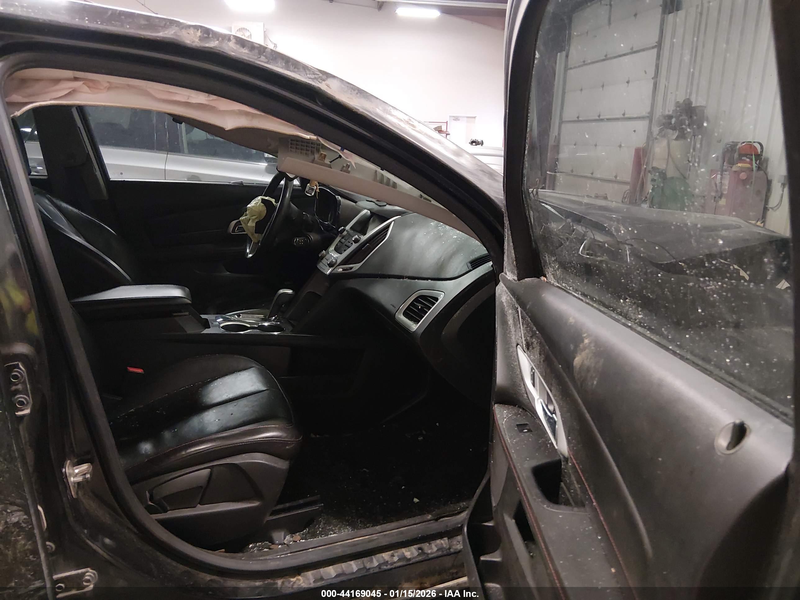 GMC TERRAIN image 5