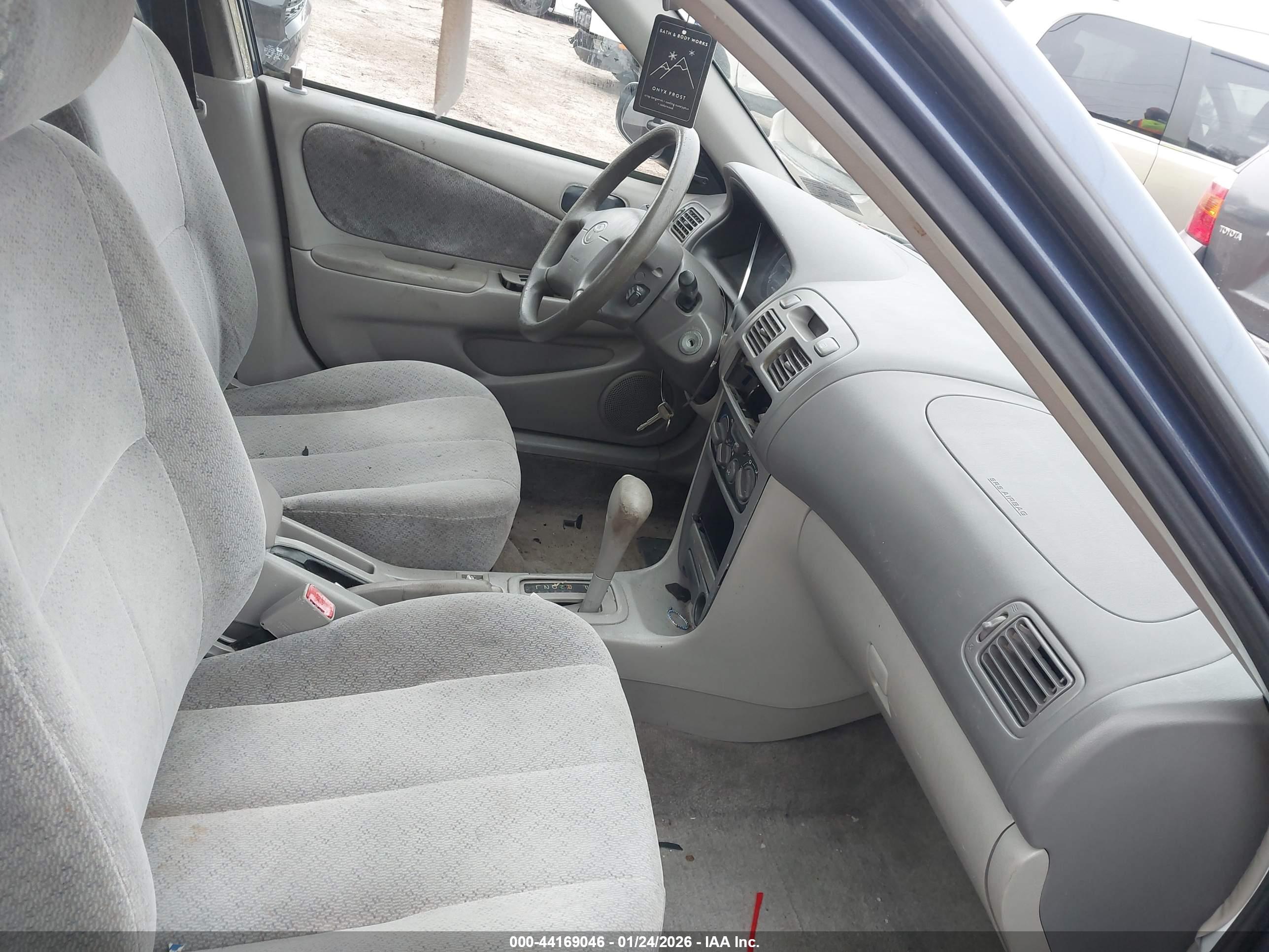 TOYOTA COROLLA image 5