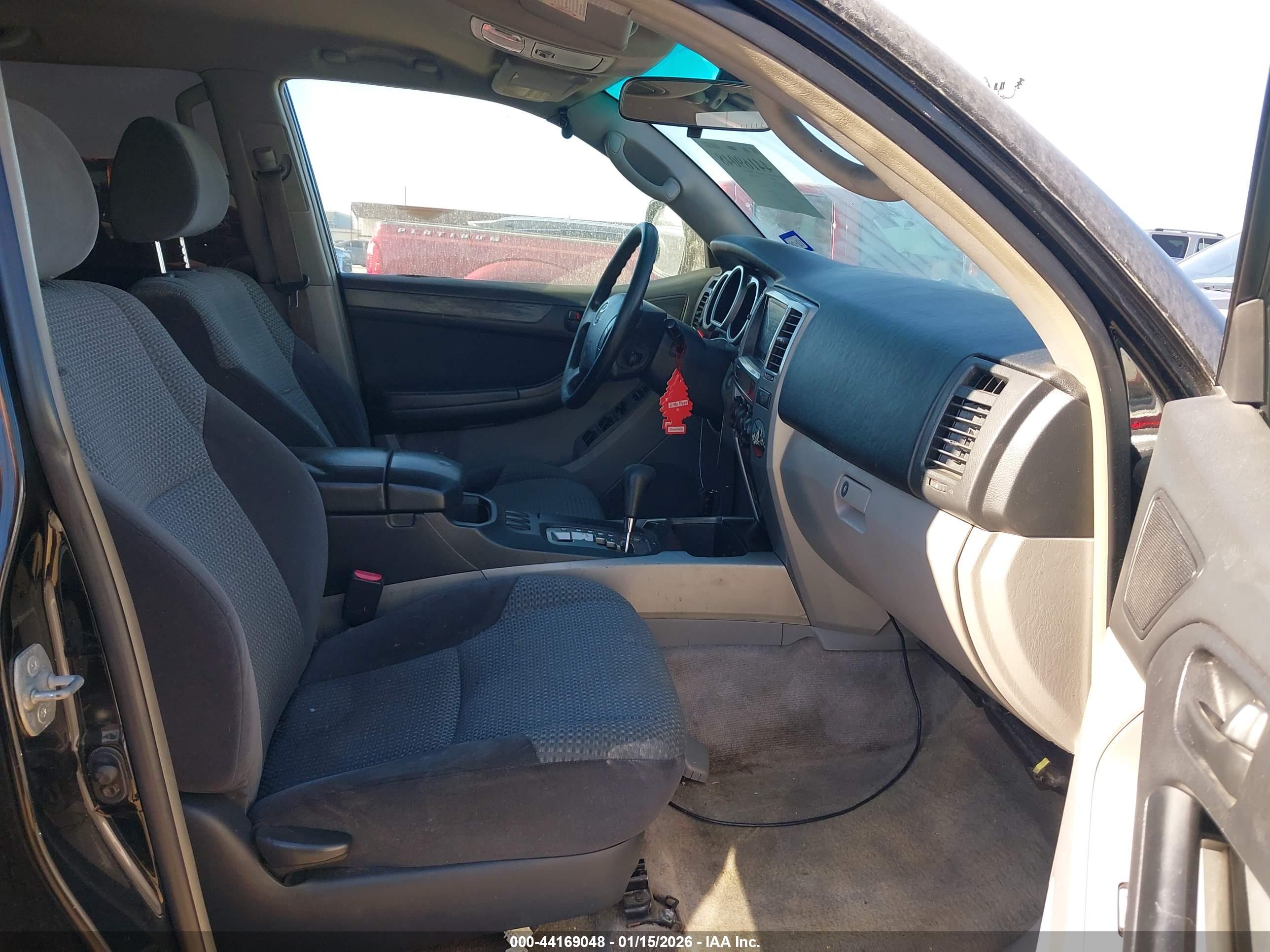 TOYOTA 4RUNNER image 5