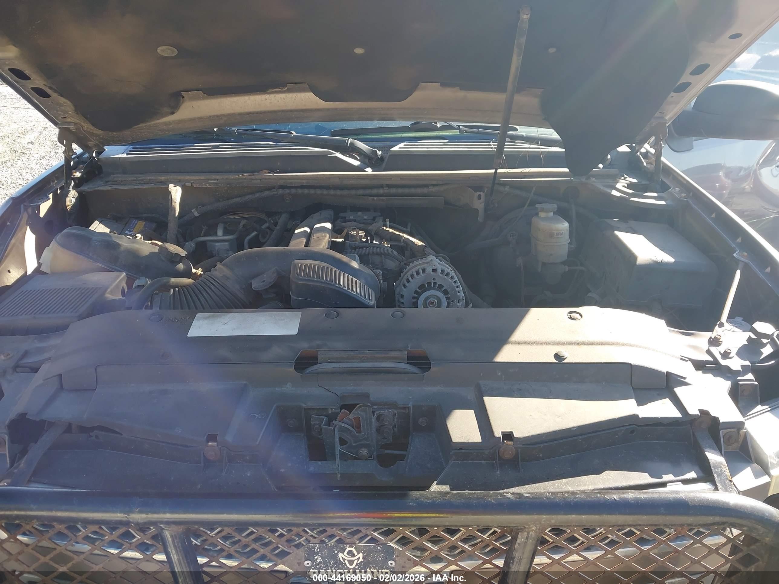 CHEVROLET TAHOE image 10