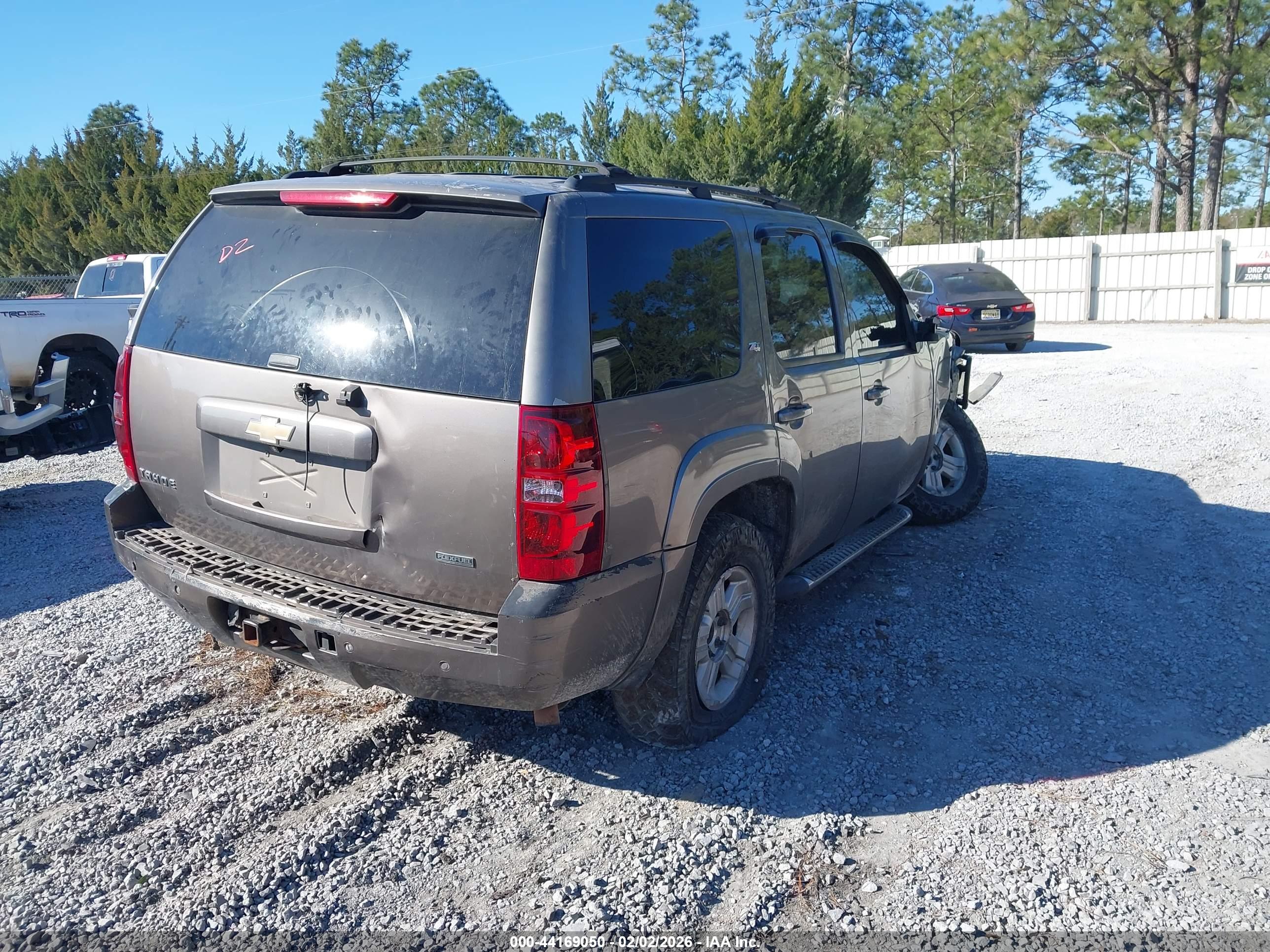 CHEVROLET TAHOE image 4