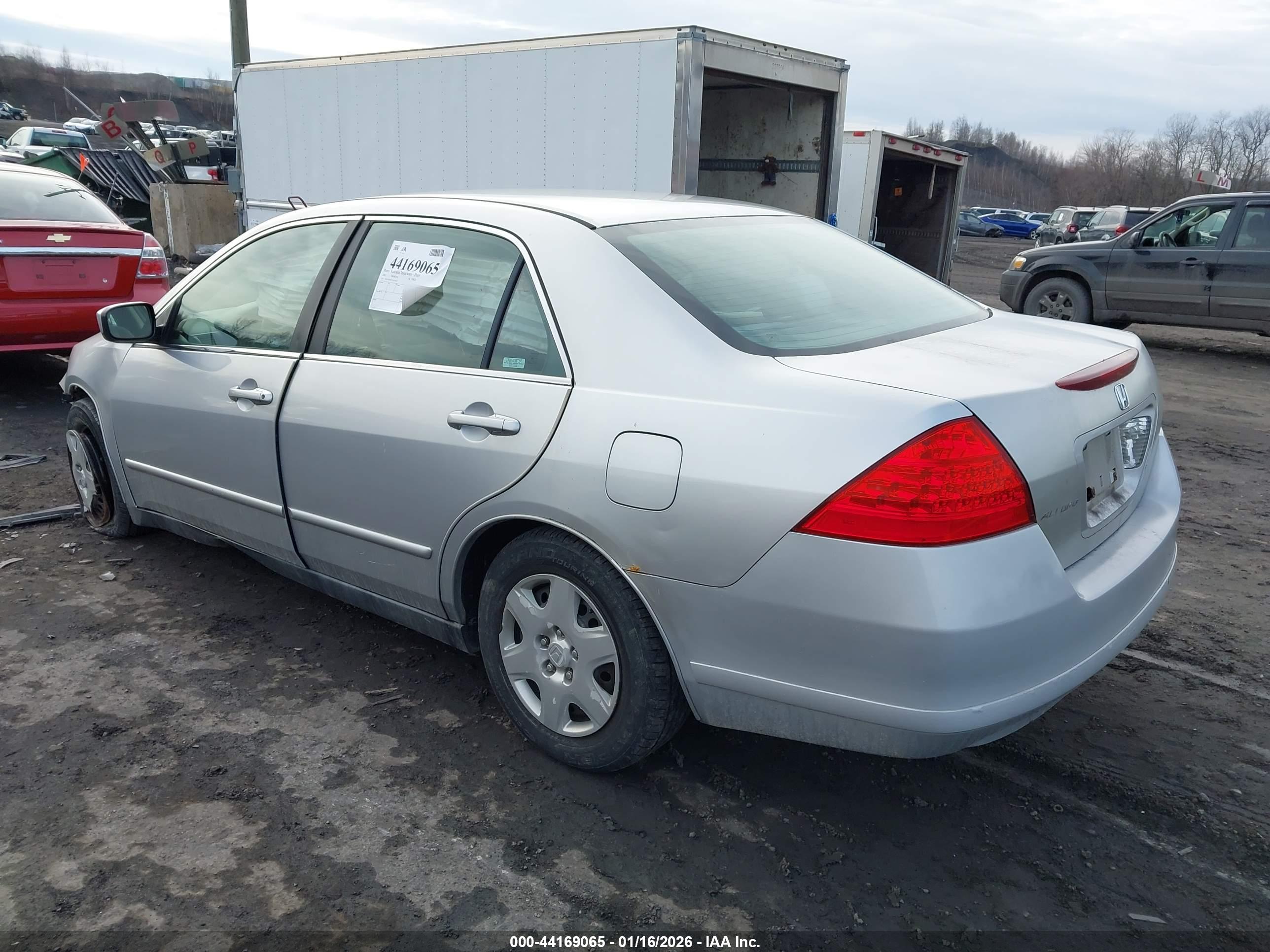 HONDA ACCORD image 3