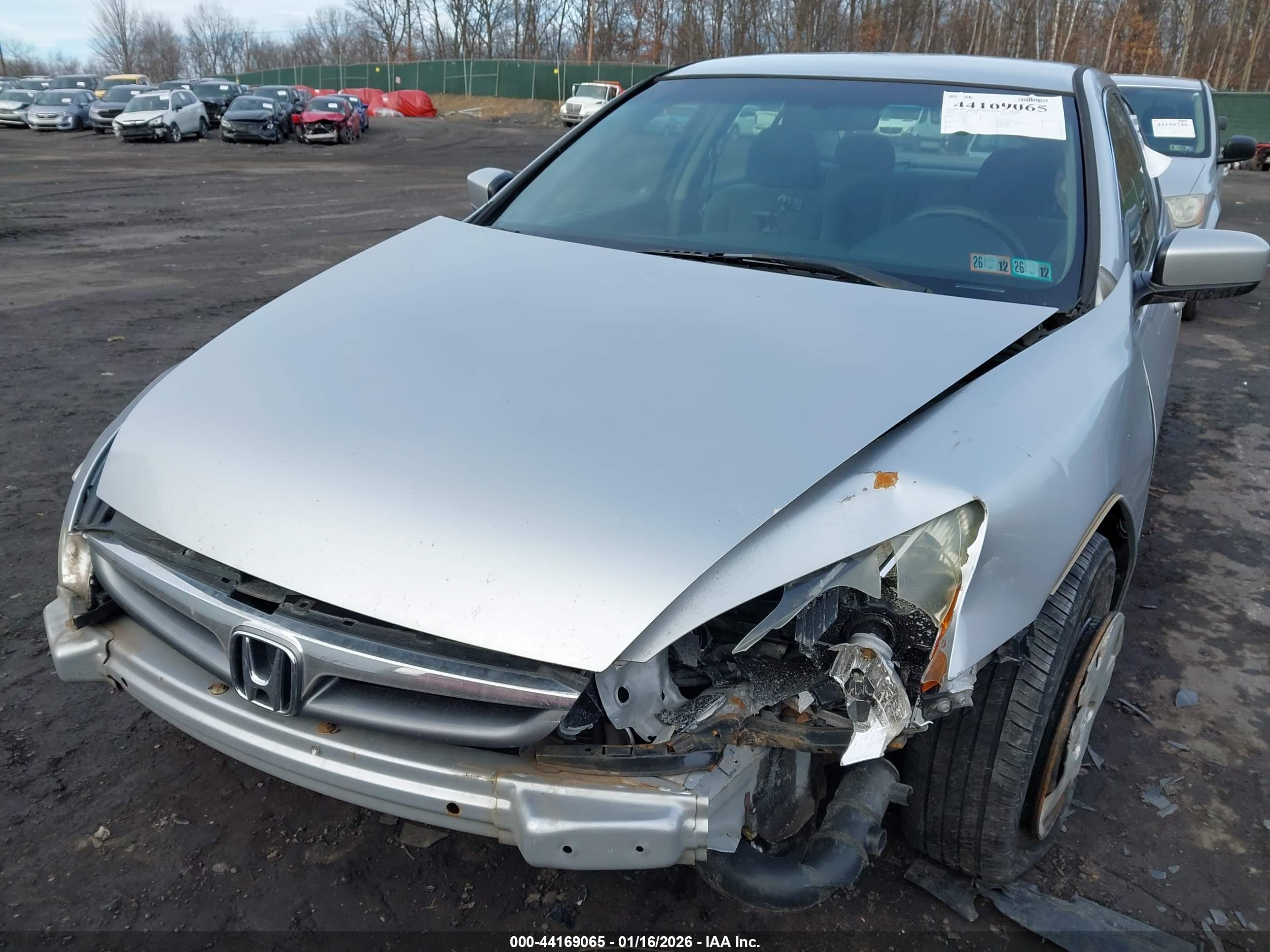 HONDA ACCORD image 6