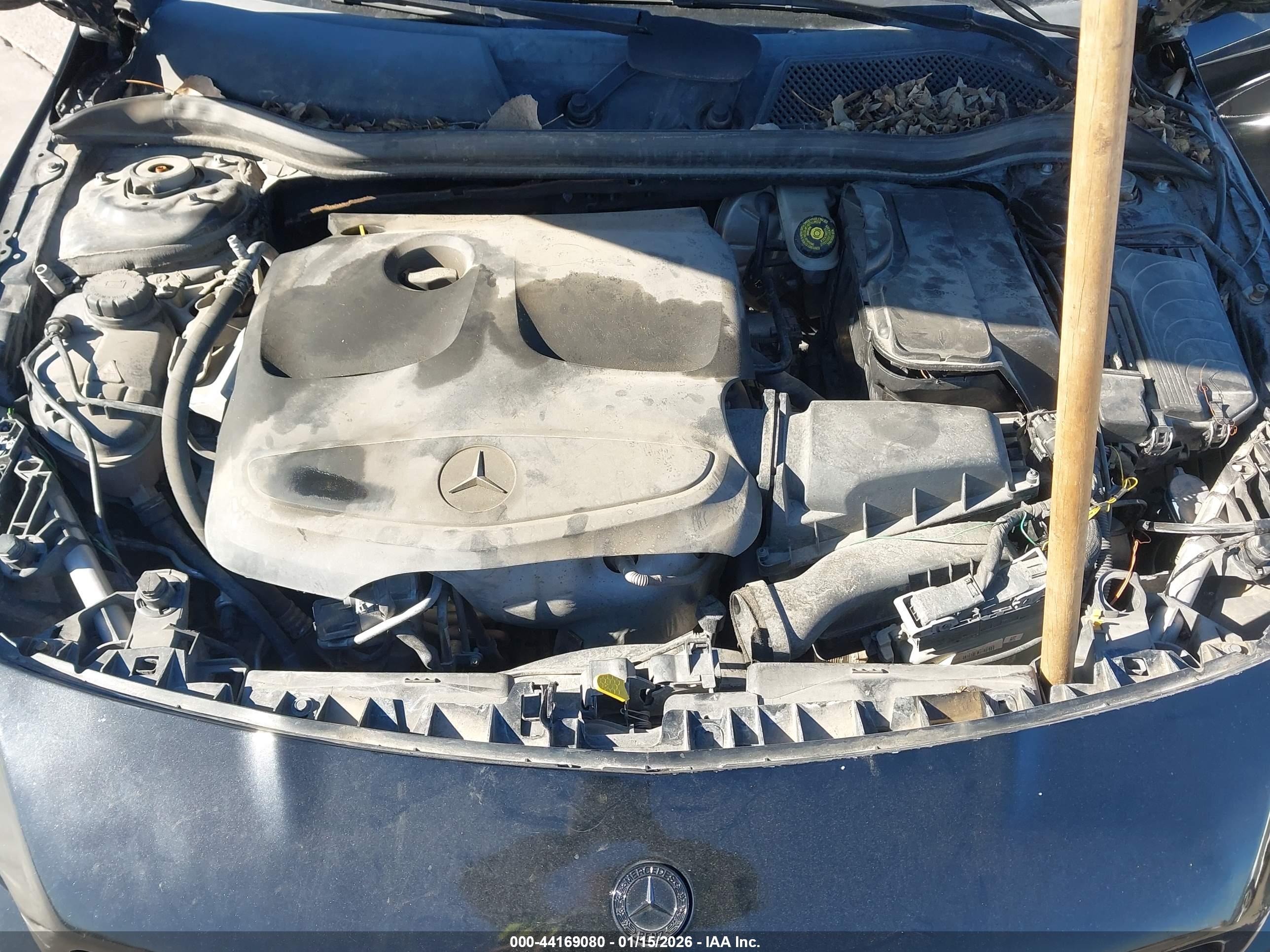 MERCEDES-BENZ CLA image 10