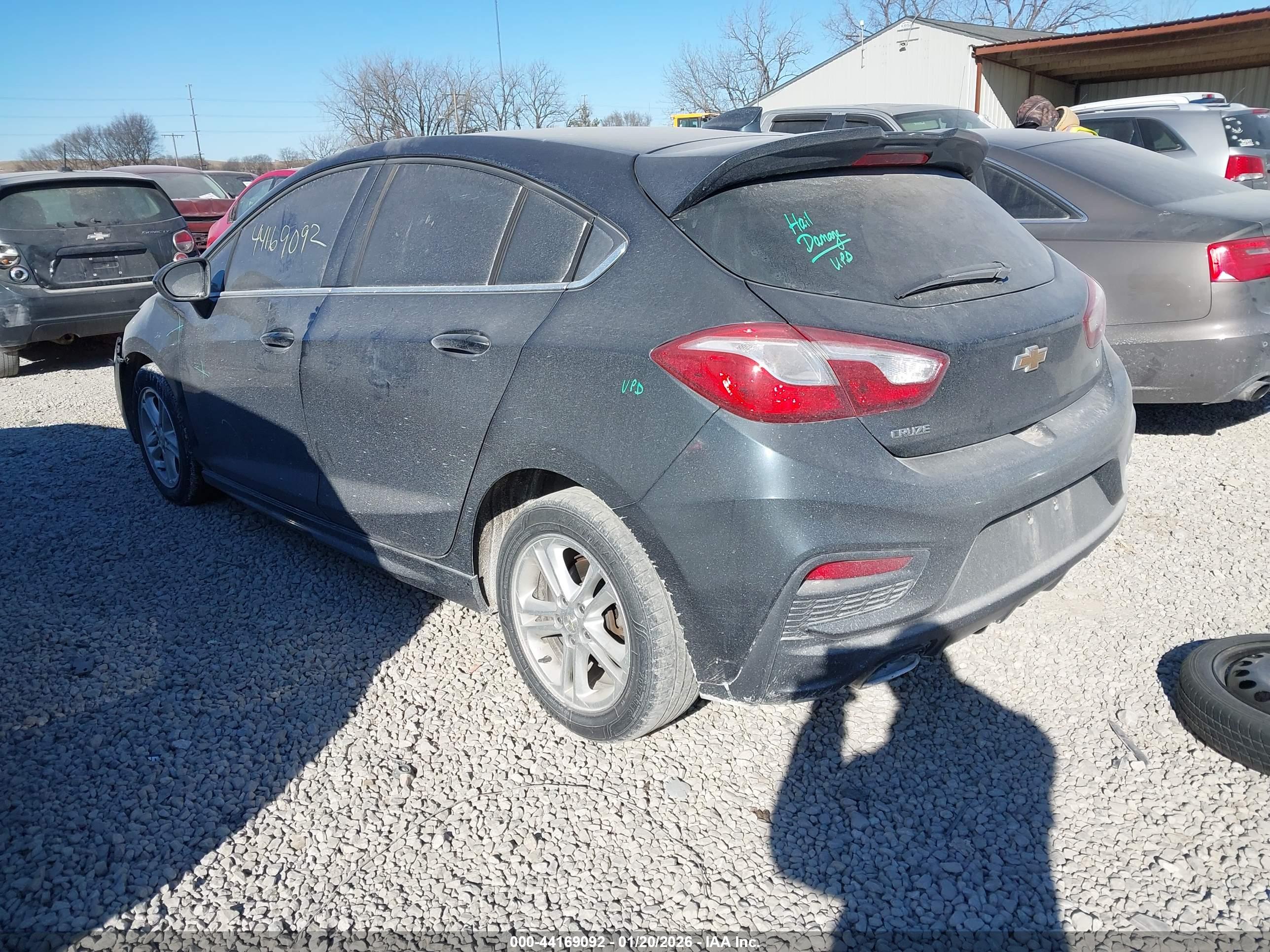 CHEVROLET CRUZE image 3