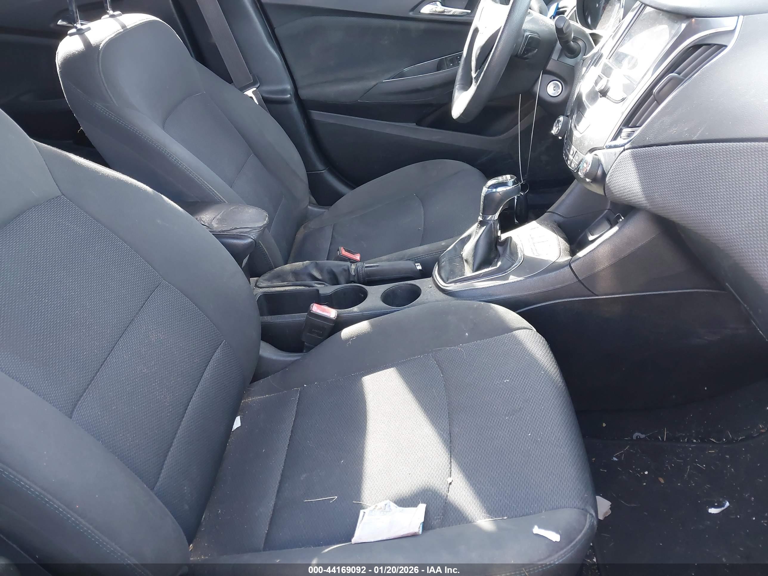 CHEVROLET CRUZE image 5