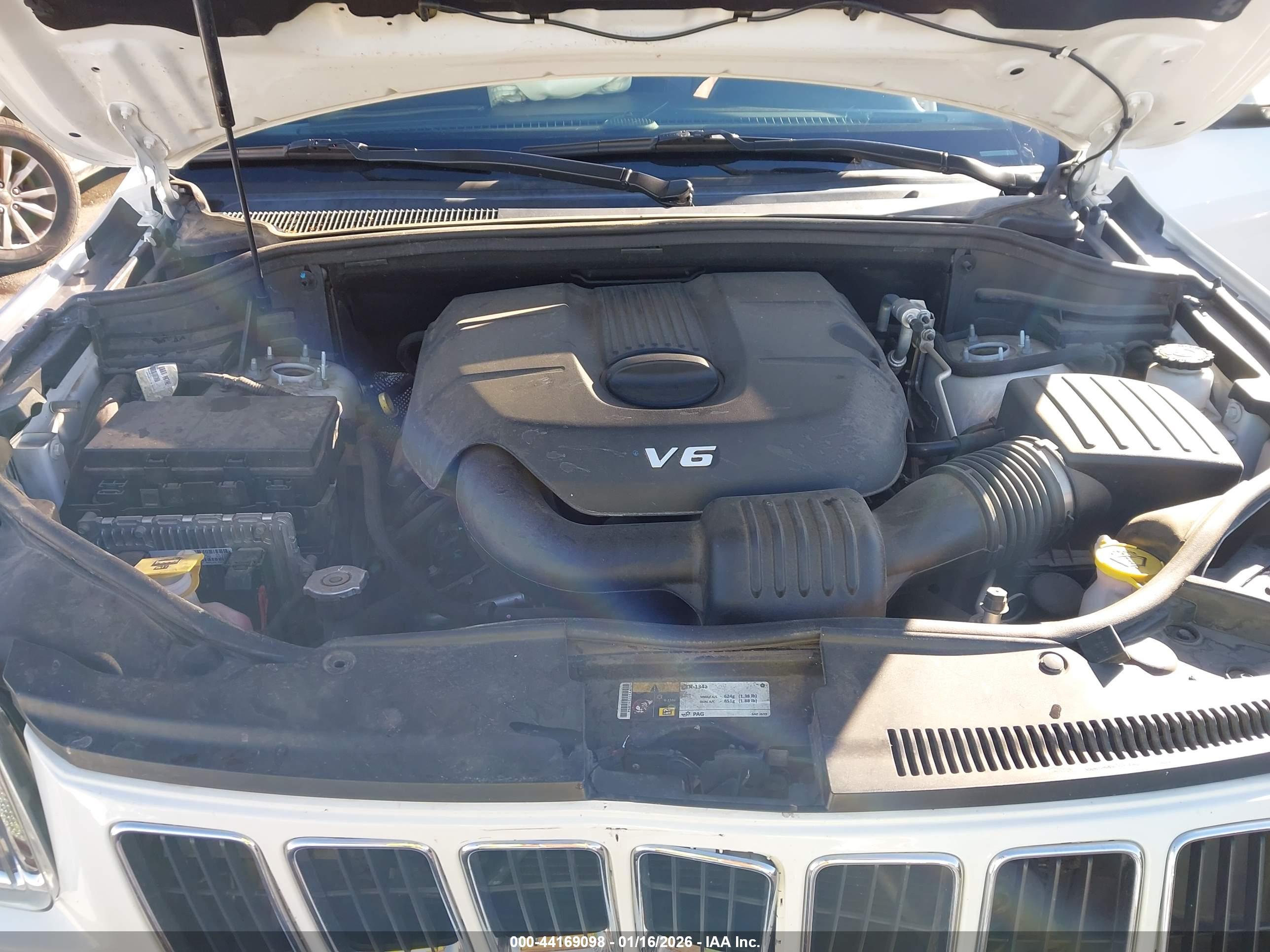 JEEP GRAND image 10